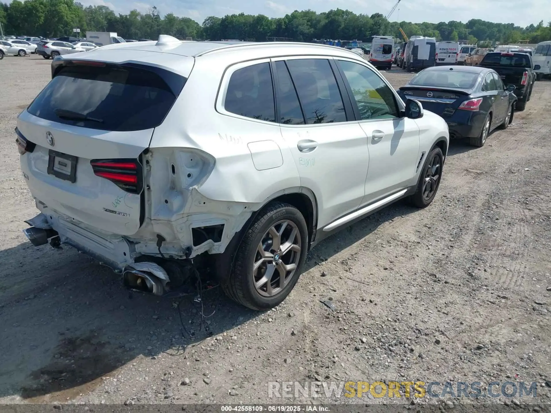 4 fotografías del automóvil dañado 5UX53DP09N9H43593 BMW X3 2022