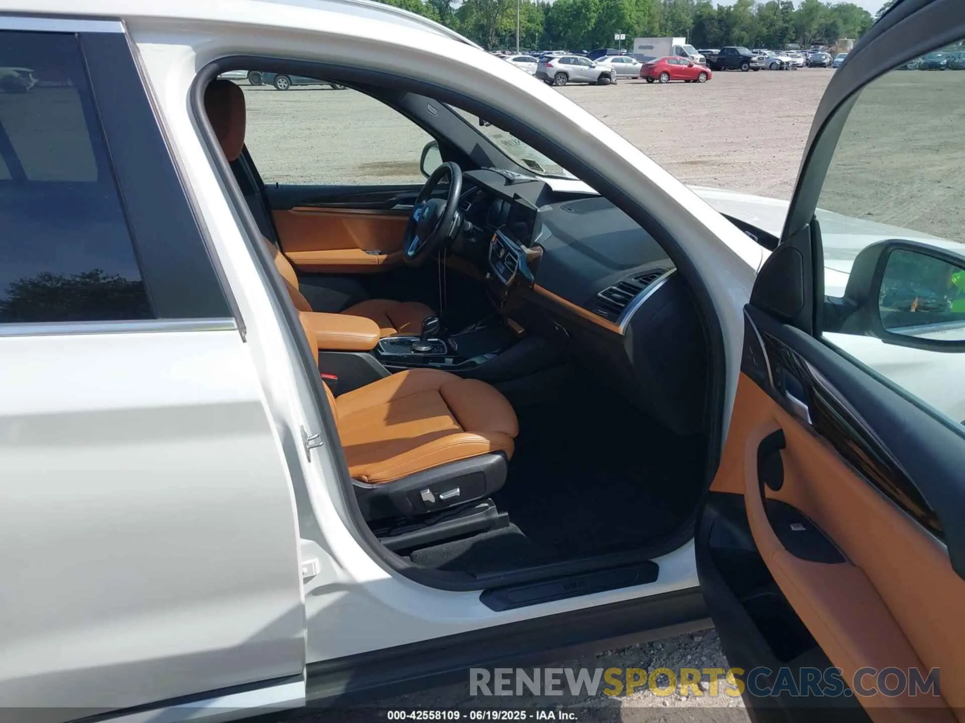 5 fotografías del automóvil dañado 5UX53DP09N9H43593 BMW X3 2022