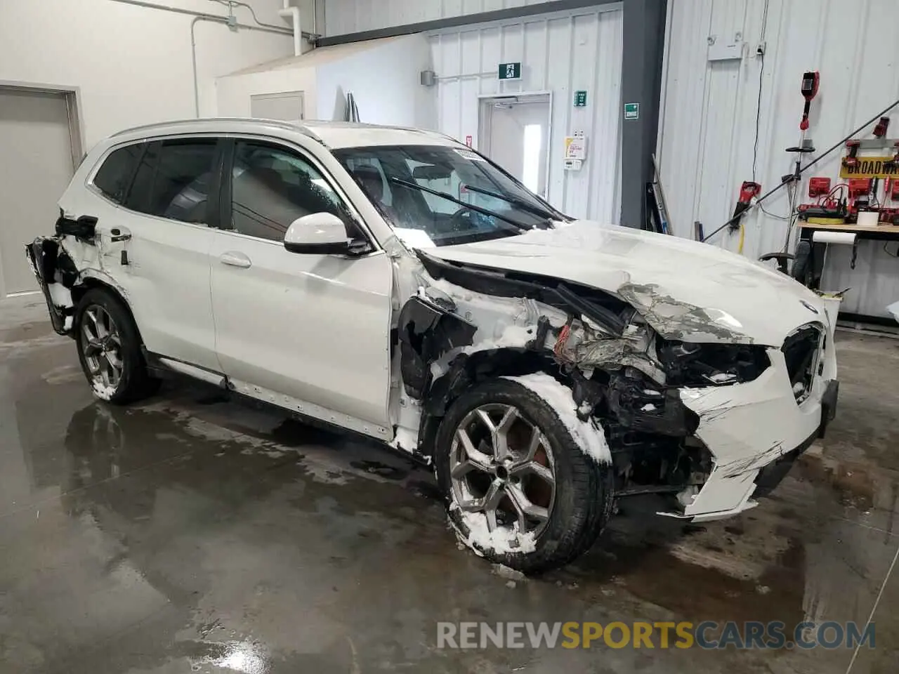4 fotografías del automóvil dañado 5UX53DP0XN9J86366 BMW X3 2022