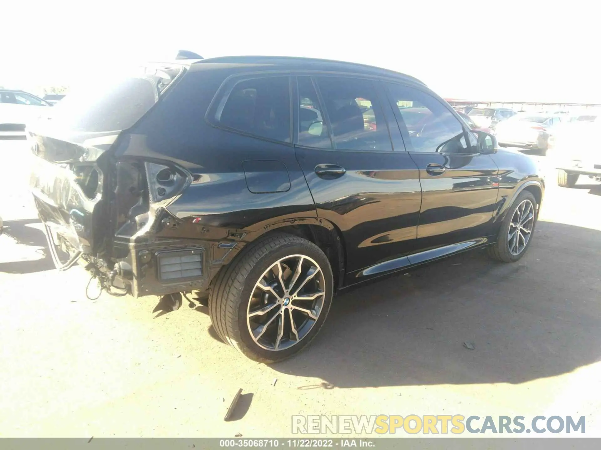4 fotografías del automóvil dañado 5UX83DP00N9J61585 BMW X3 2022