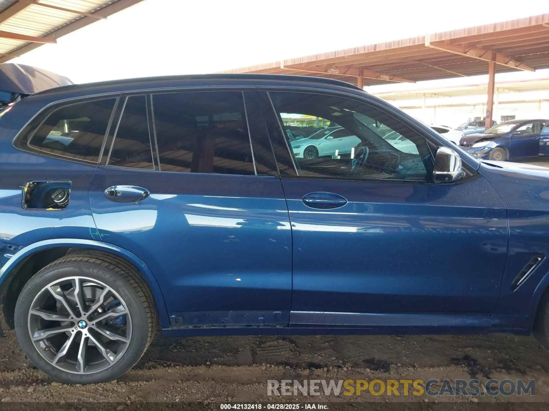 14 fotografías del automóvil dañado 5UX83DP07N9N22701 BMW X3 2022