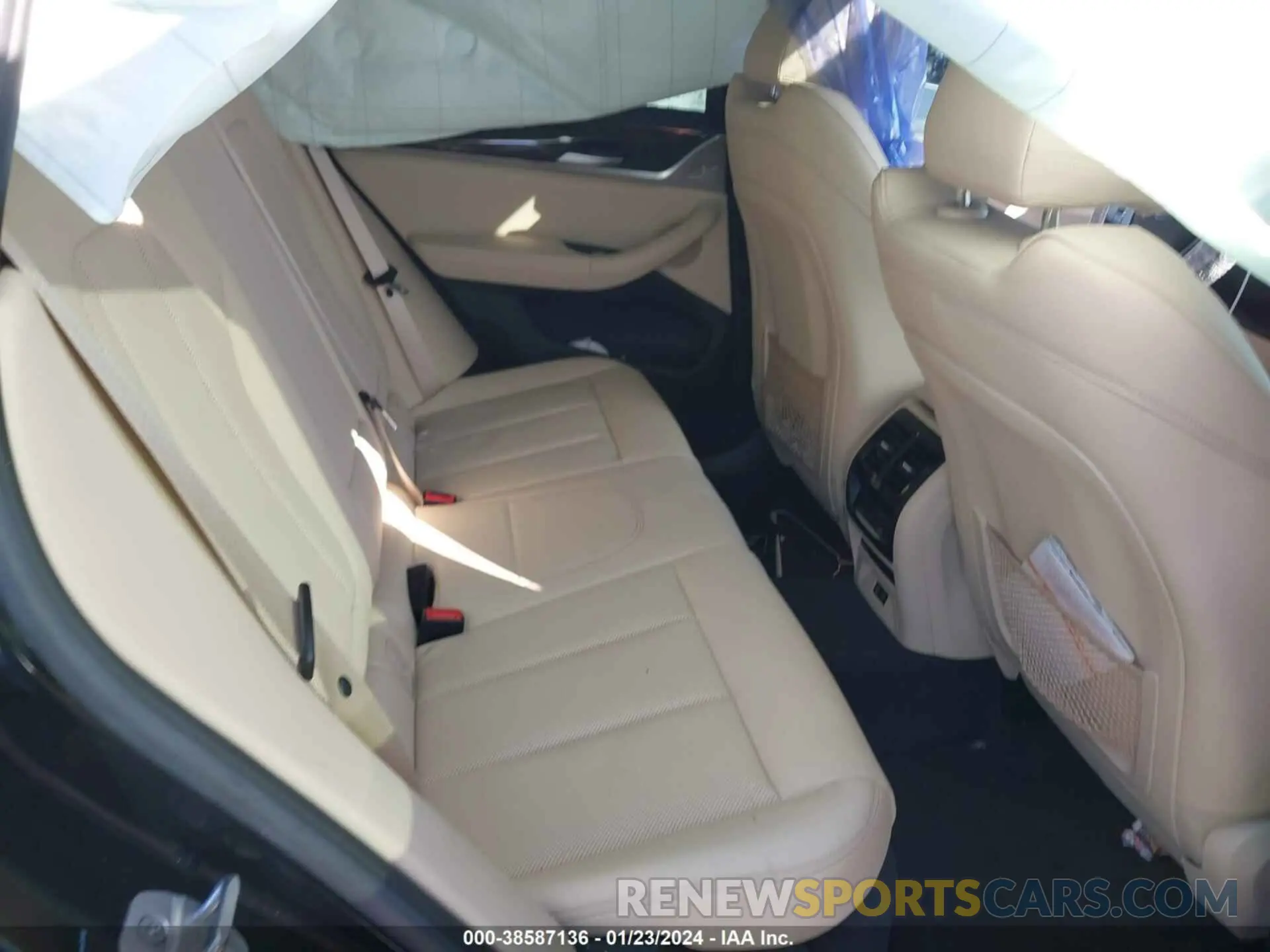 8 fotografías del automóvil dañado WBX47DP02NN186938 BMW X3 2022