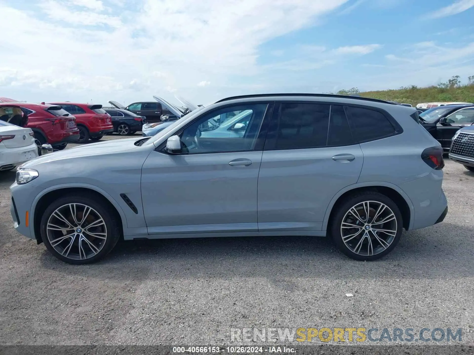 14 fotografías del automóvil dañado WBX47DP04NN174886 BMW X3 2022