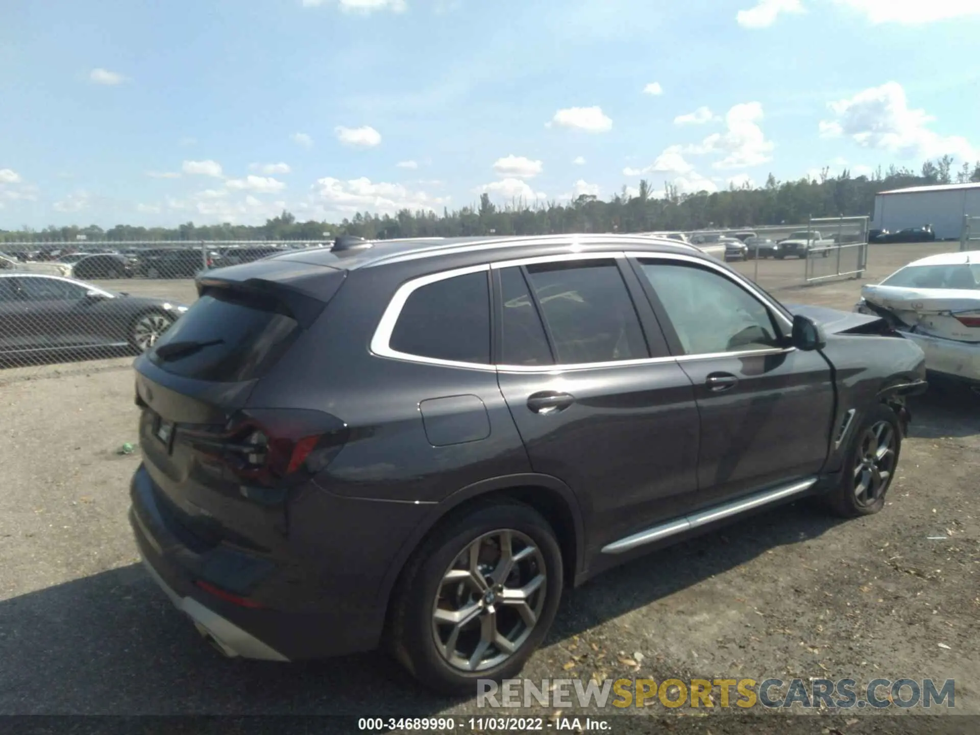 4 fotografías del automóvil dañado WBX47DP08NN147609 BMW X3 2022