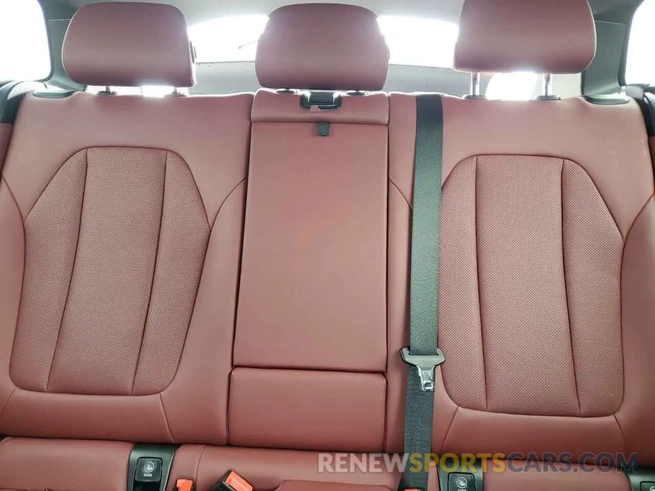 10 fotografías del automóvil dañado WBX47DP09NN176942 BMW X3 2022