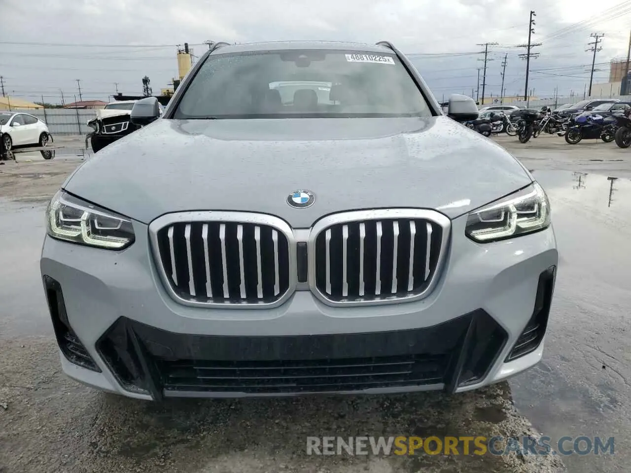 5 fotografías del automóvil dañado WBX47DP09NN176942 BMW X3 2022