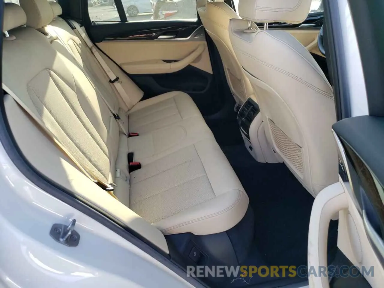 11 fotografías del automóvil dañado WBX47DP0XNN187089 BMW X3 2022
