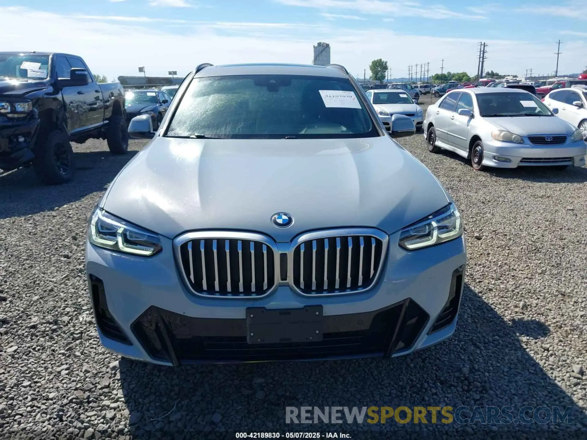 13 fotografías del automóvil dañado WBX57DP01NN163476 BMW X3 2022