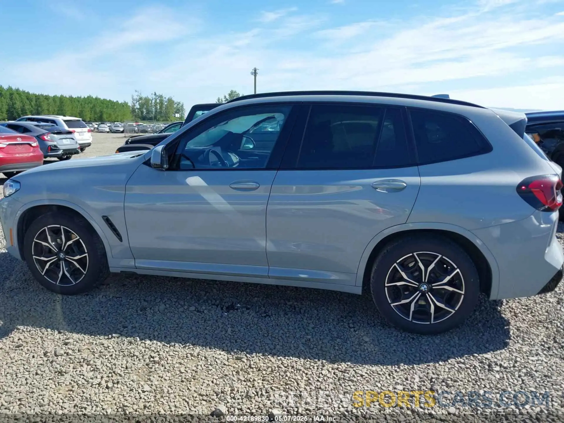15 fotografías del automóvil dañado WBX57DP01NN163476 BMW X3 2022