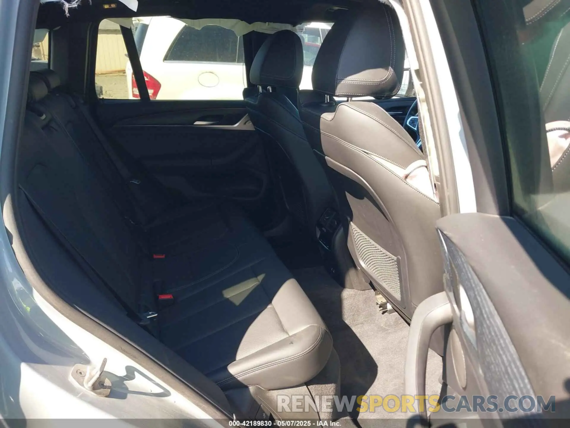 8 fotografías del automóvil dañado WBX57DP01NN163476 BMW X3 2022