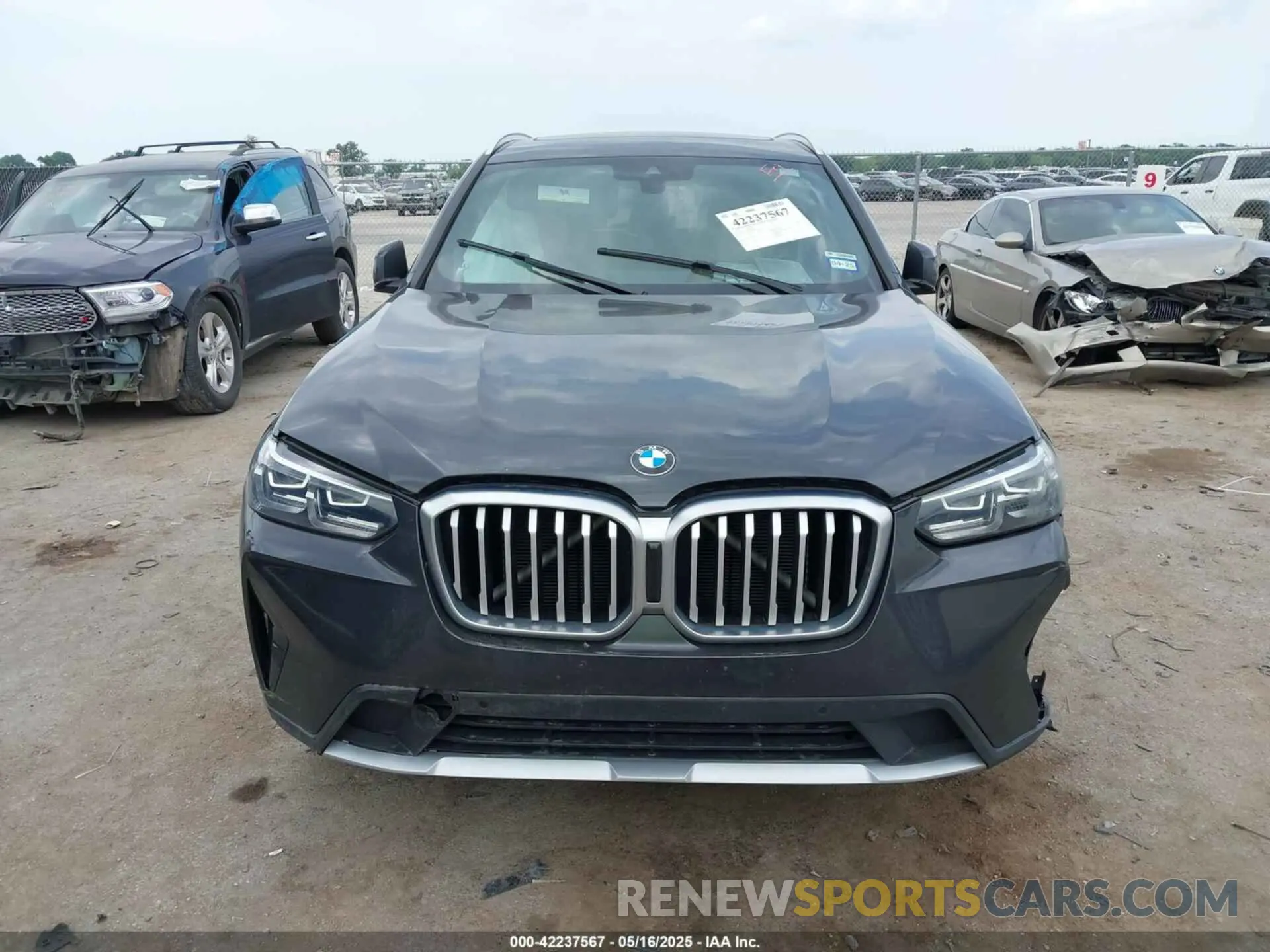 12 fotografías del automóvil dañado WBX57DP02NN178228 BMW X3 2022