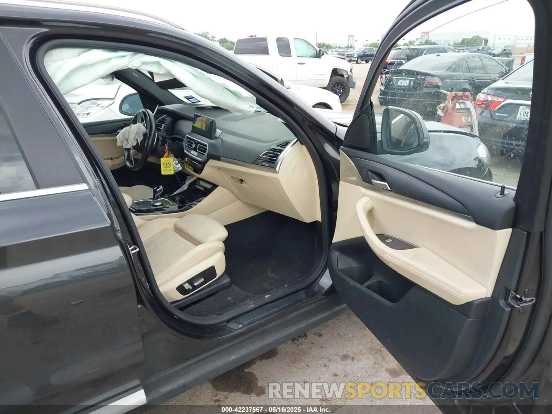 5 fotografías del automóvil dañado WBX57DP02NN178228 BMW X3 2022