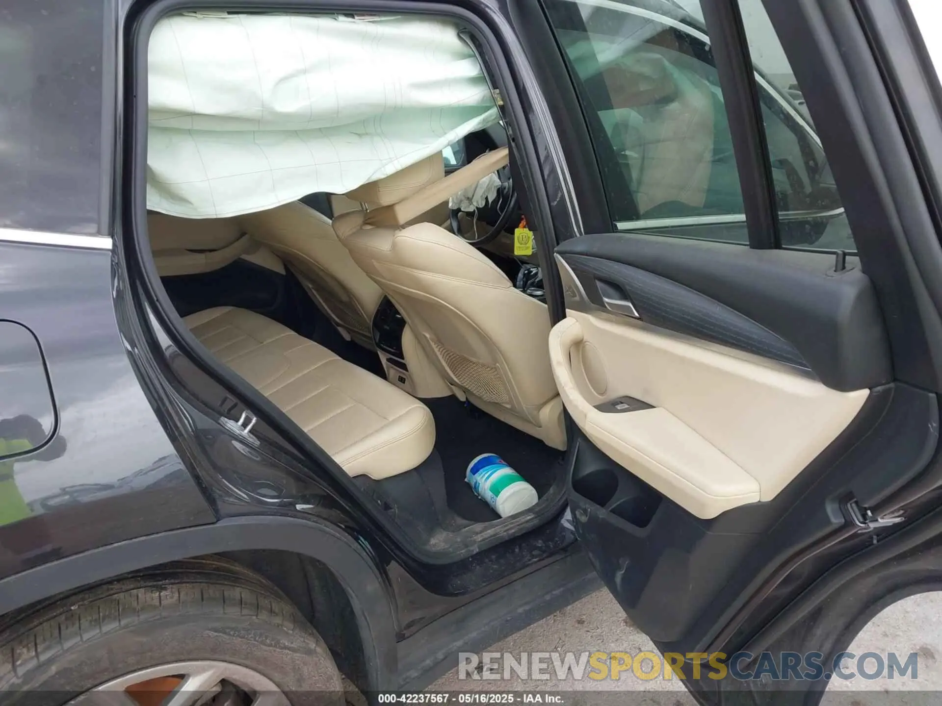 8 fotografías del automóvil dañado WBX57DP02NN178228 BMW X3 2022