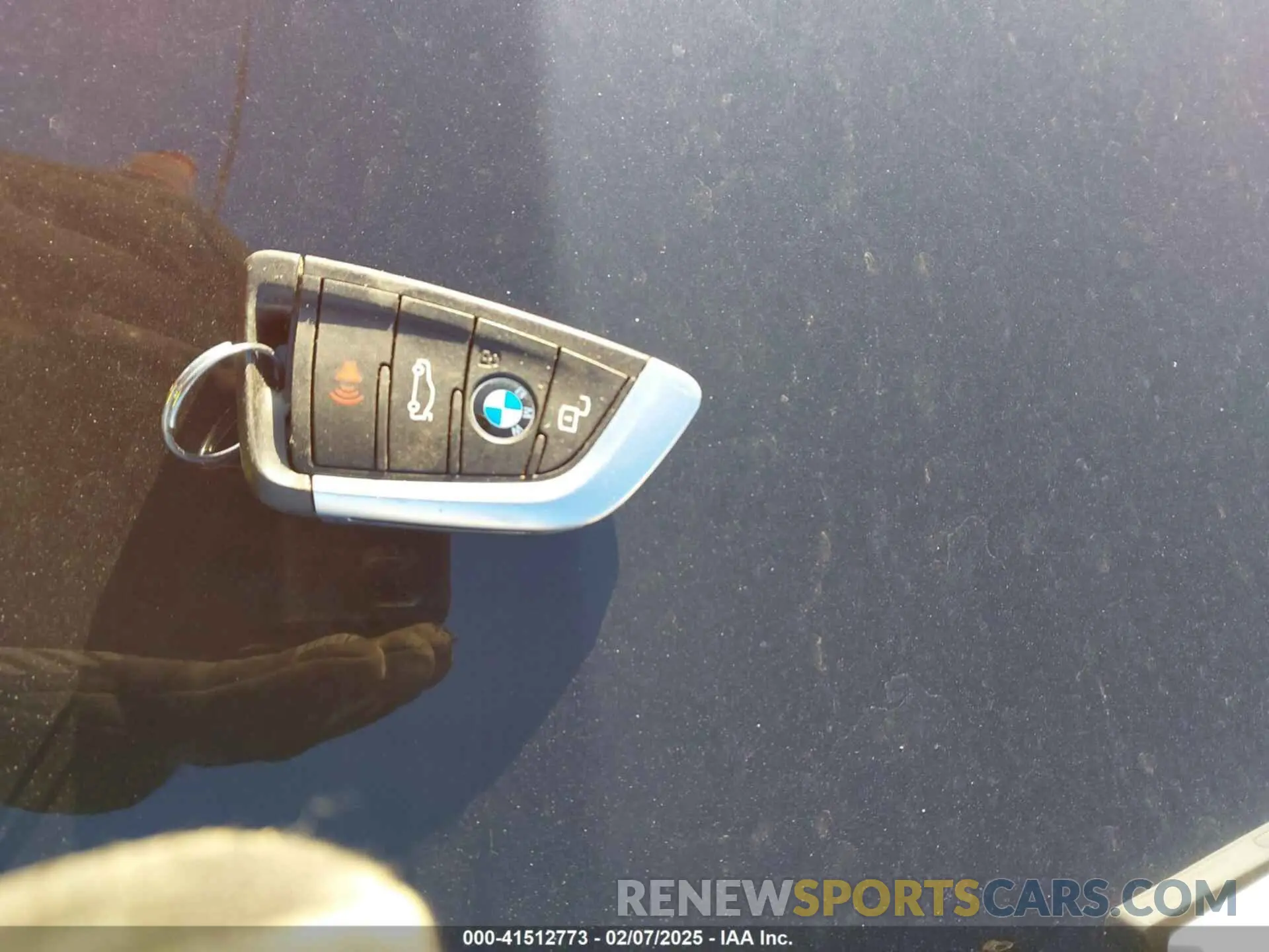 10 fotografías del automóvil dañado WBX57DP04NN160376 BMW X3 2022