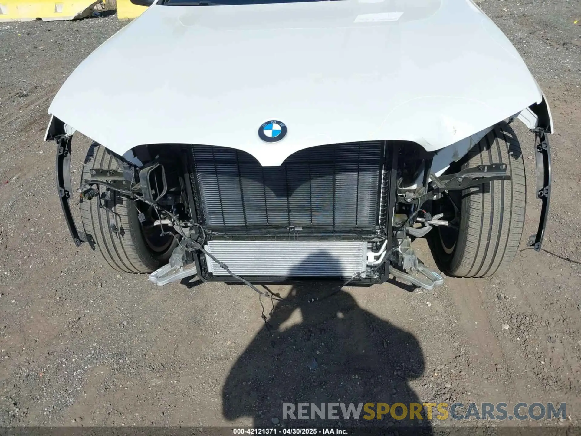 19 fotografías del automóvil dañado WBX57DP06NN172447 BMW X3 2022