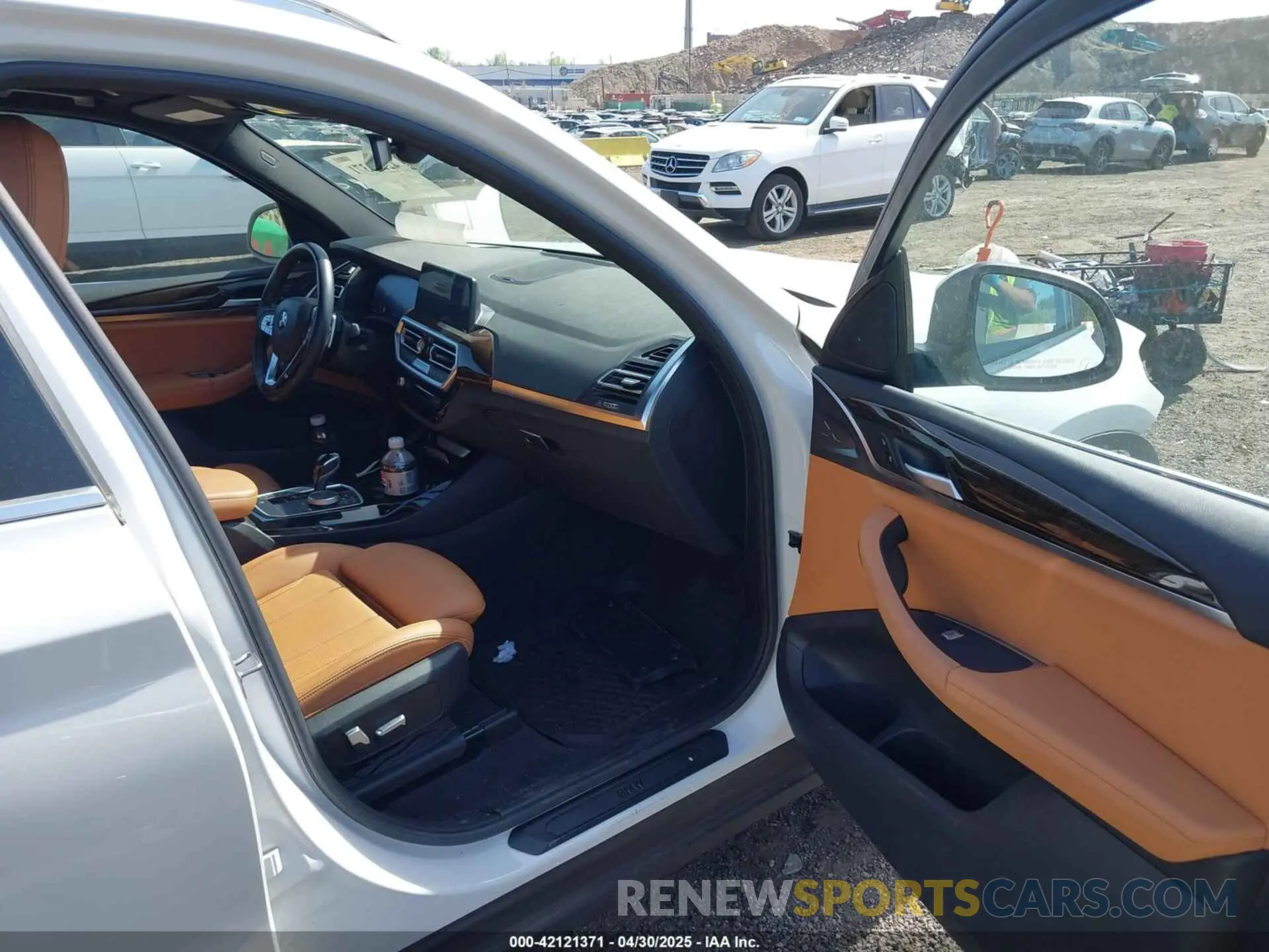 5 fotografías del automóvil dañado WBX57DP06NN172447 BMW X3 2022