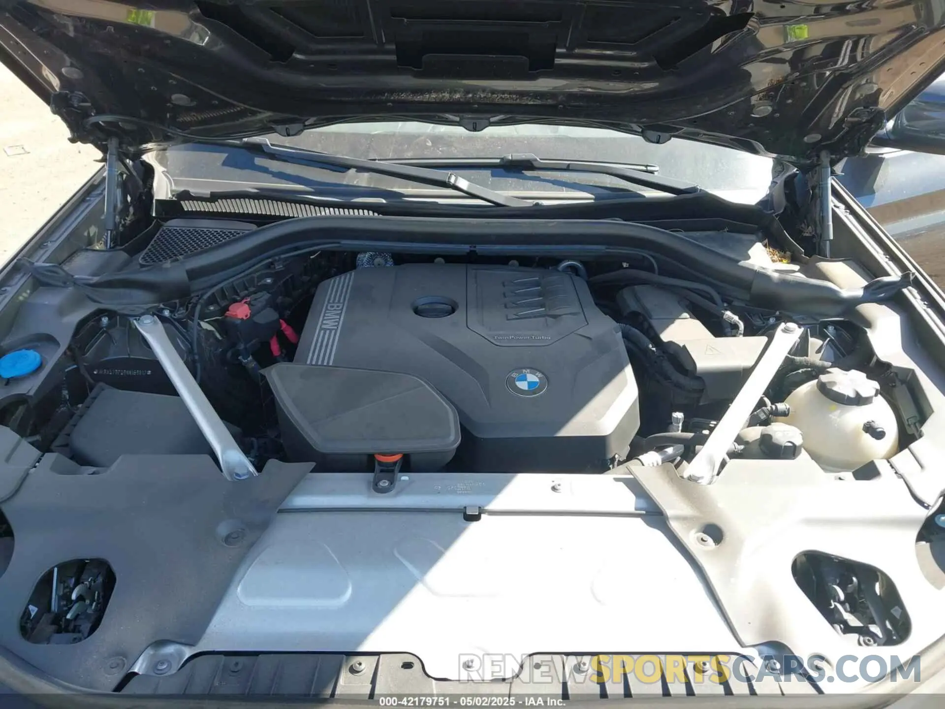 10 fotografías del automóvil dañado WBX57DP09NN169817 BMW X3 2022