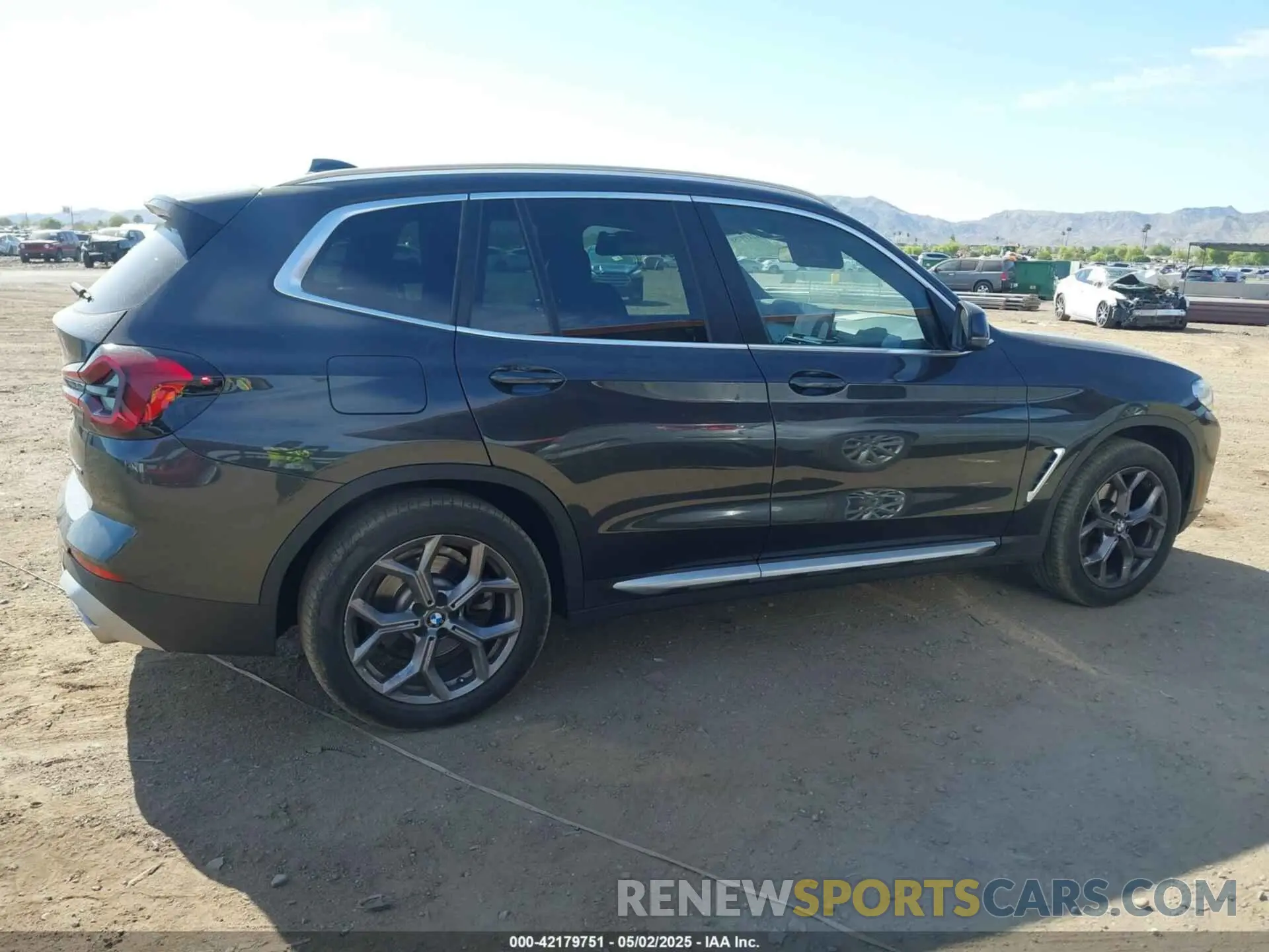 13 fotografías del automóvil dañado WBX57DP09NN169817 BMW X3 2022