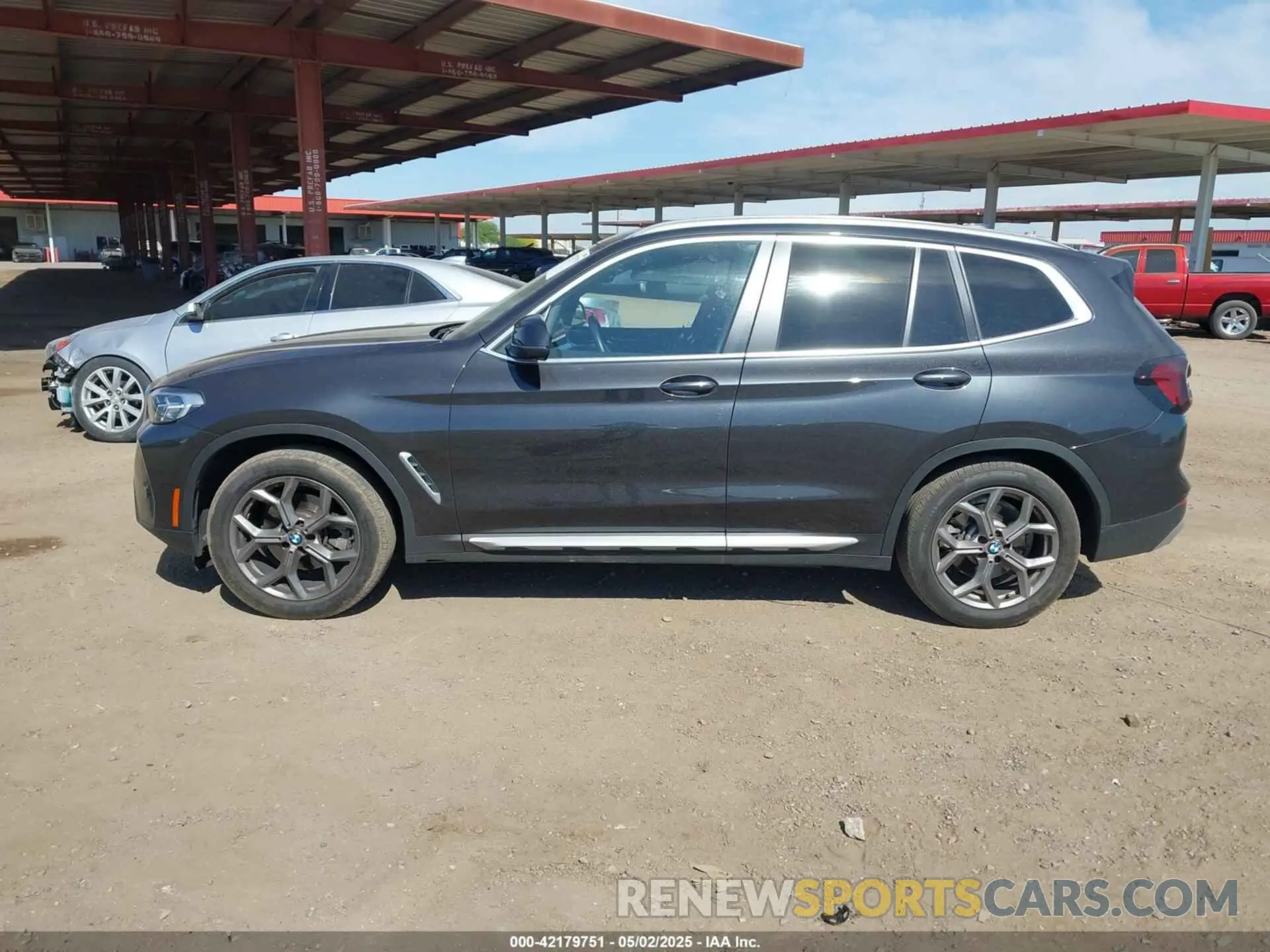 14 fotografías del automóvil dañado WBX57DP09NN169817 BMW X3 2022