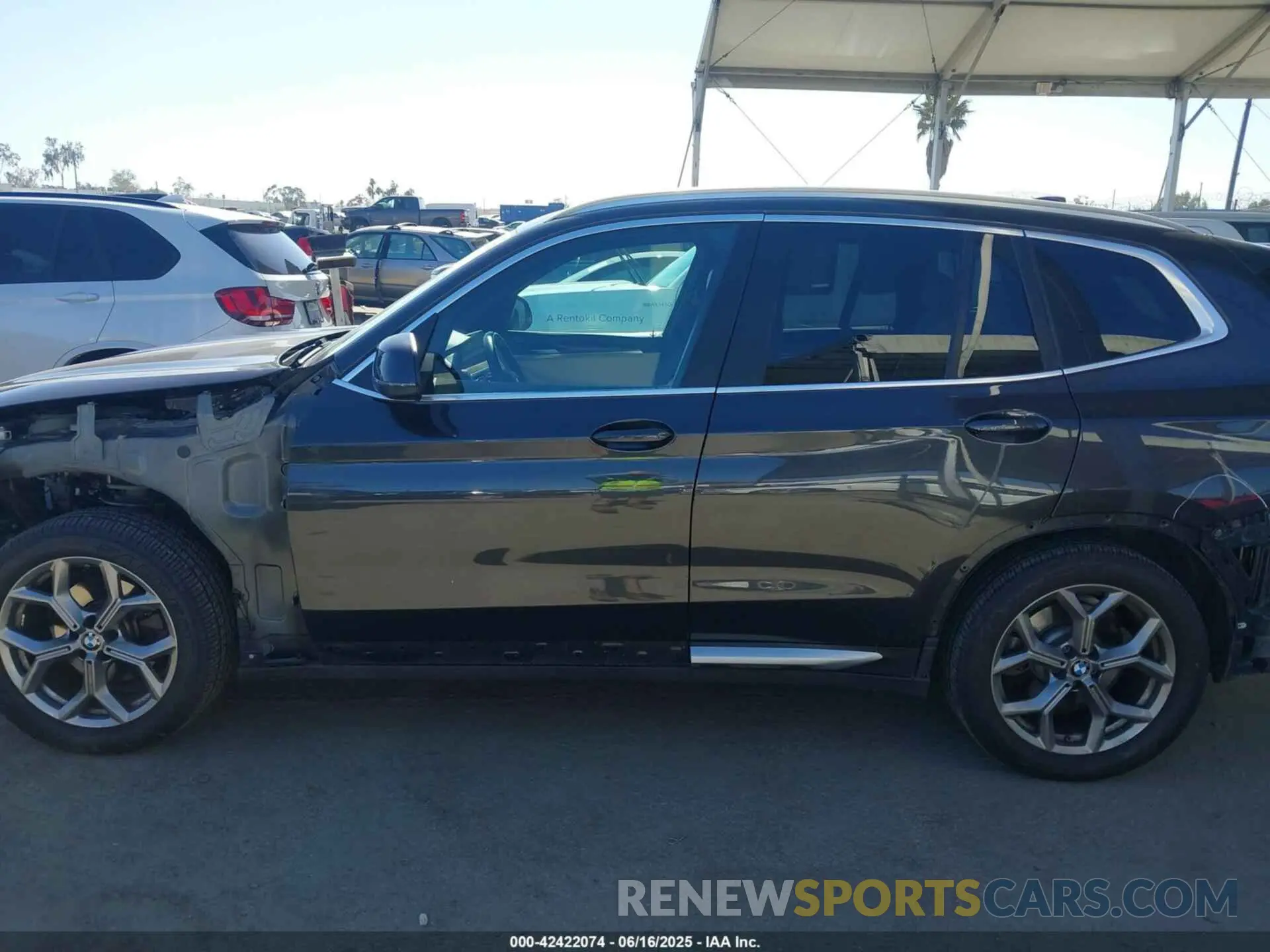 14 fotografías del automóvil dañado 5UX43DP00P9R39661 BMW X3 2023