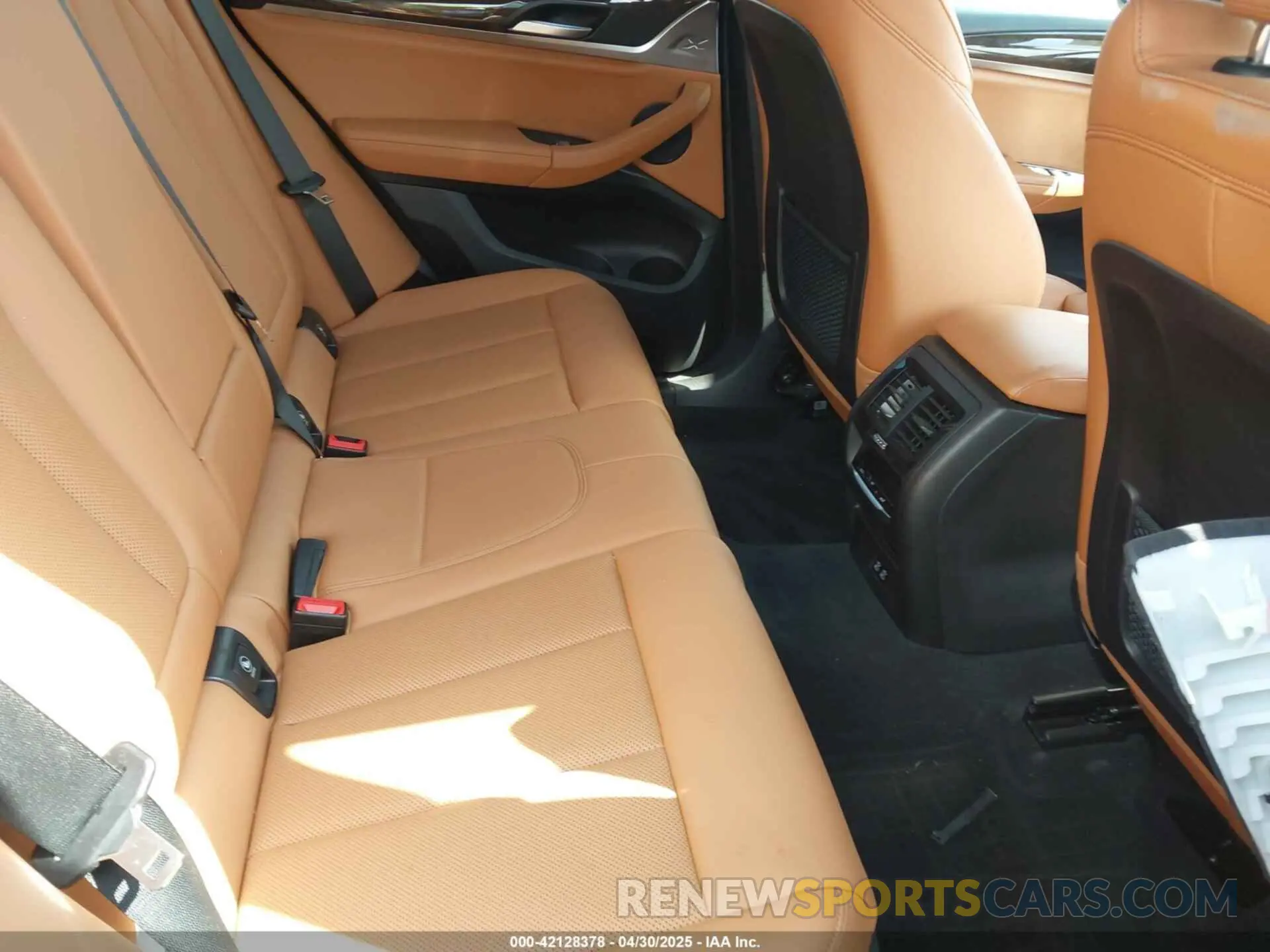 8 fotografías del automóvil dañado 5UX43DP02P9R13353 BMW X3 2023