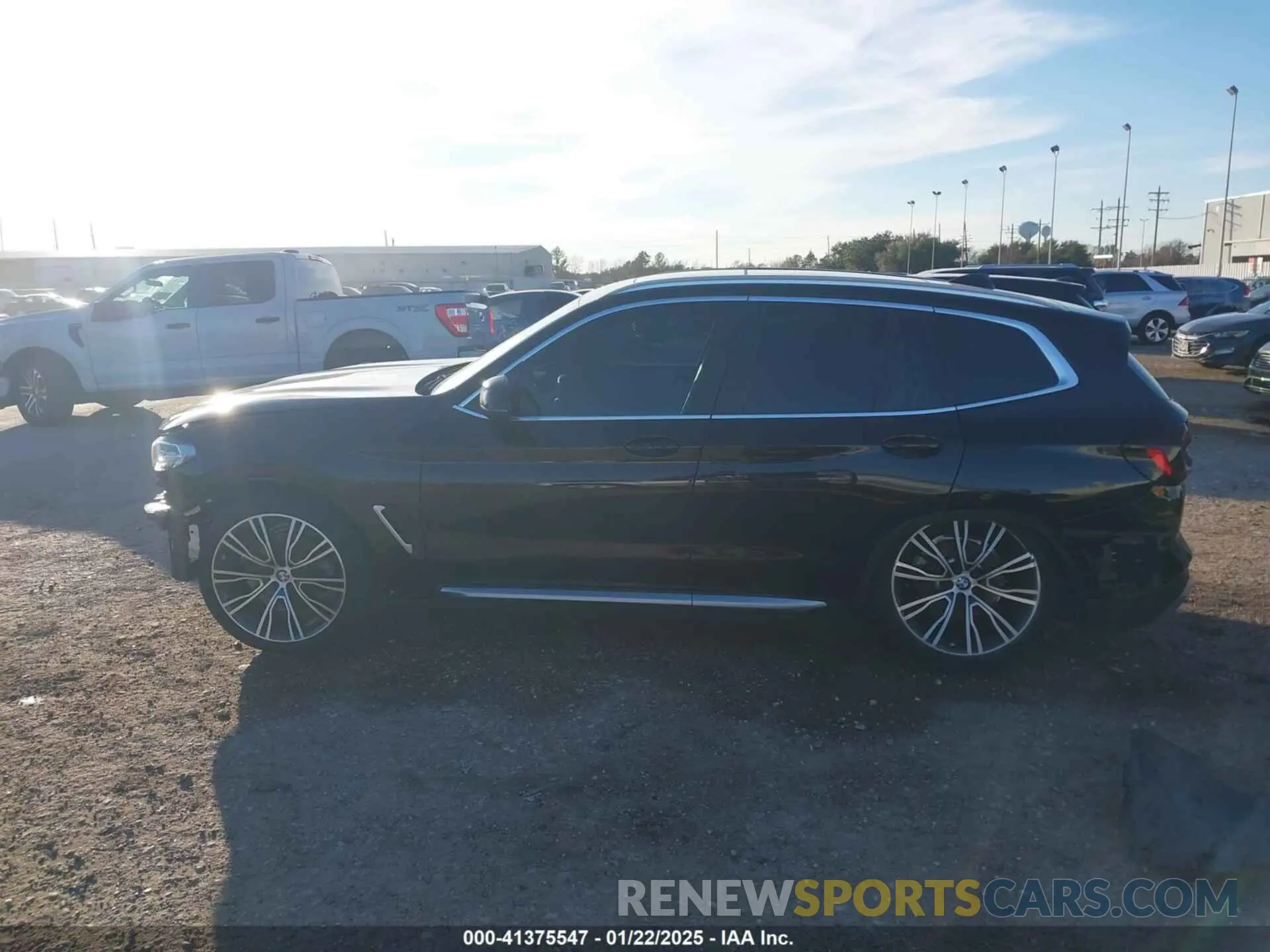 15 fotografías del automóvil dañado 5UX43DP03P9N64624 BMW X3 2023