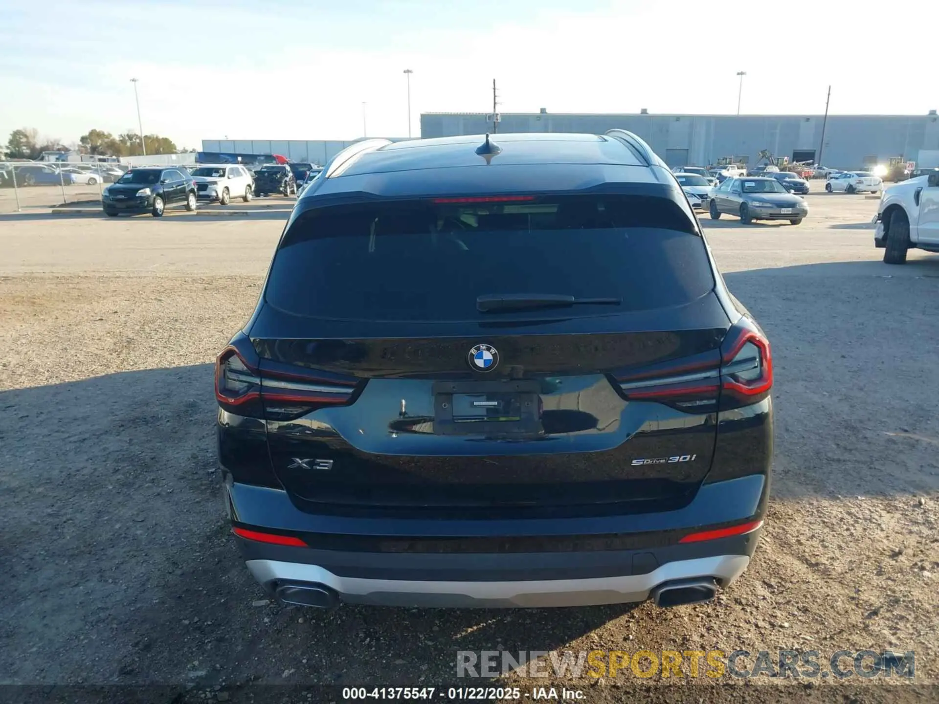 17 fotografías del automóvil dañado 5UX43DP03P9N64624 BMW X3 2023