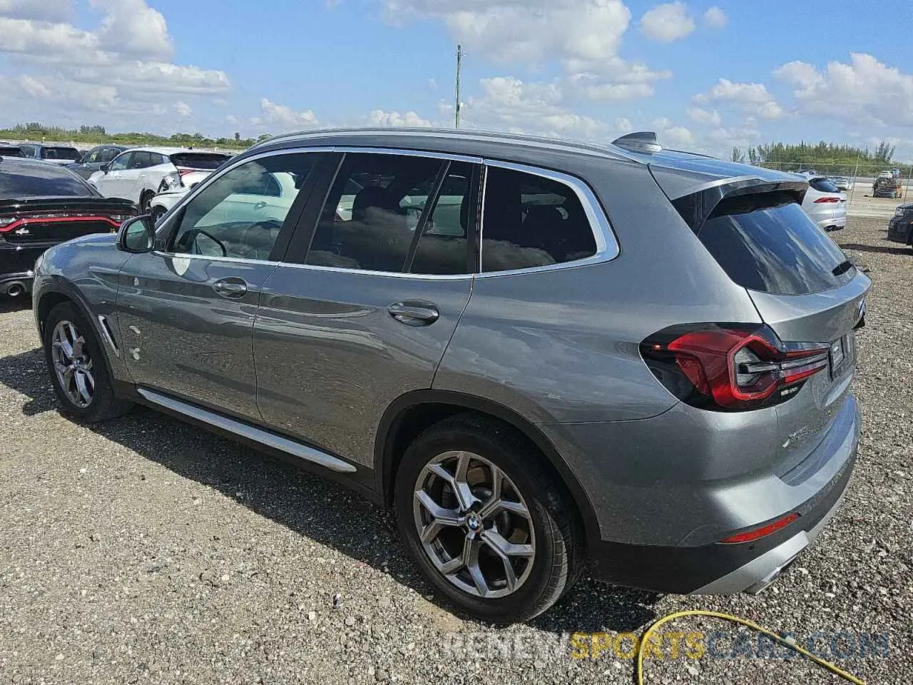 2 fotografías del automóvil dañado 5UX43DP03P9S25216 BMW X3 2023