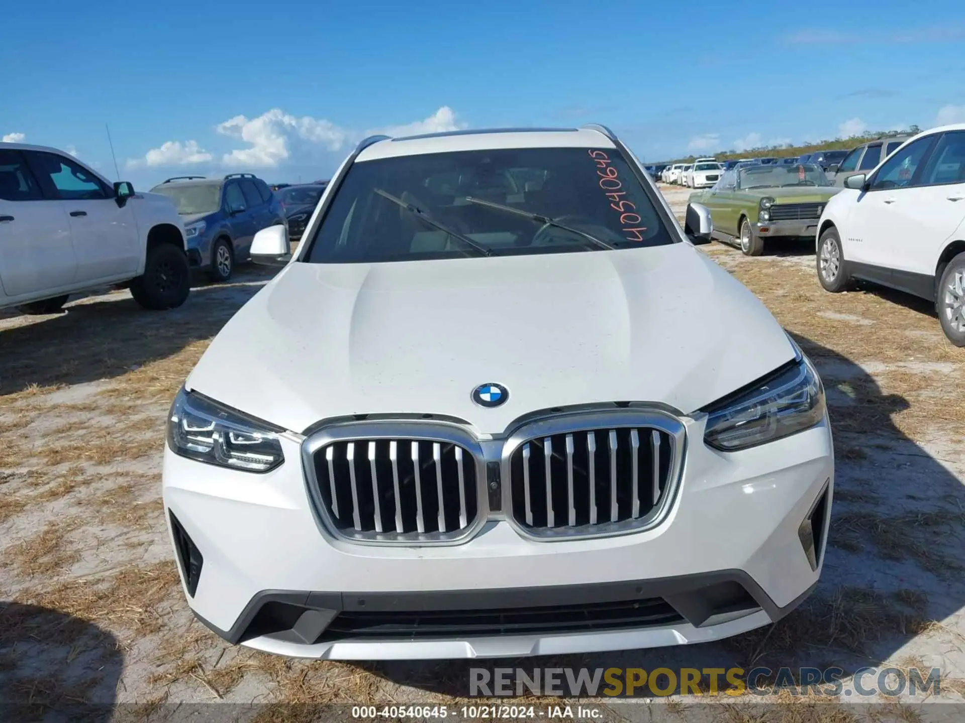 11 fotografías del automóvil dañado 5UX43DP04P9S19358 BMW X3 2023