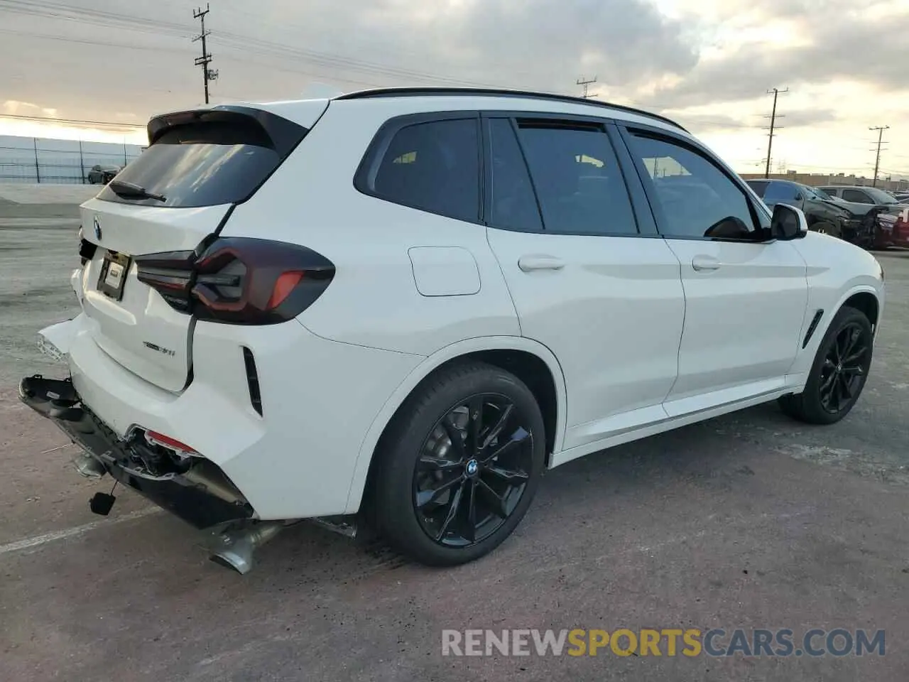 3 fotografías del automóvil dañado 5UX43DP05P9R39090 BMW X3 2023