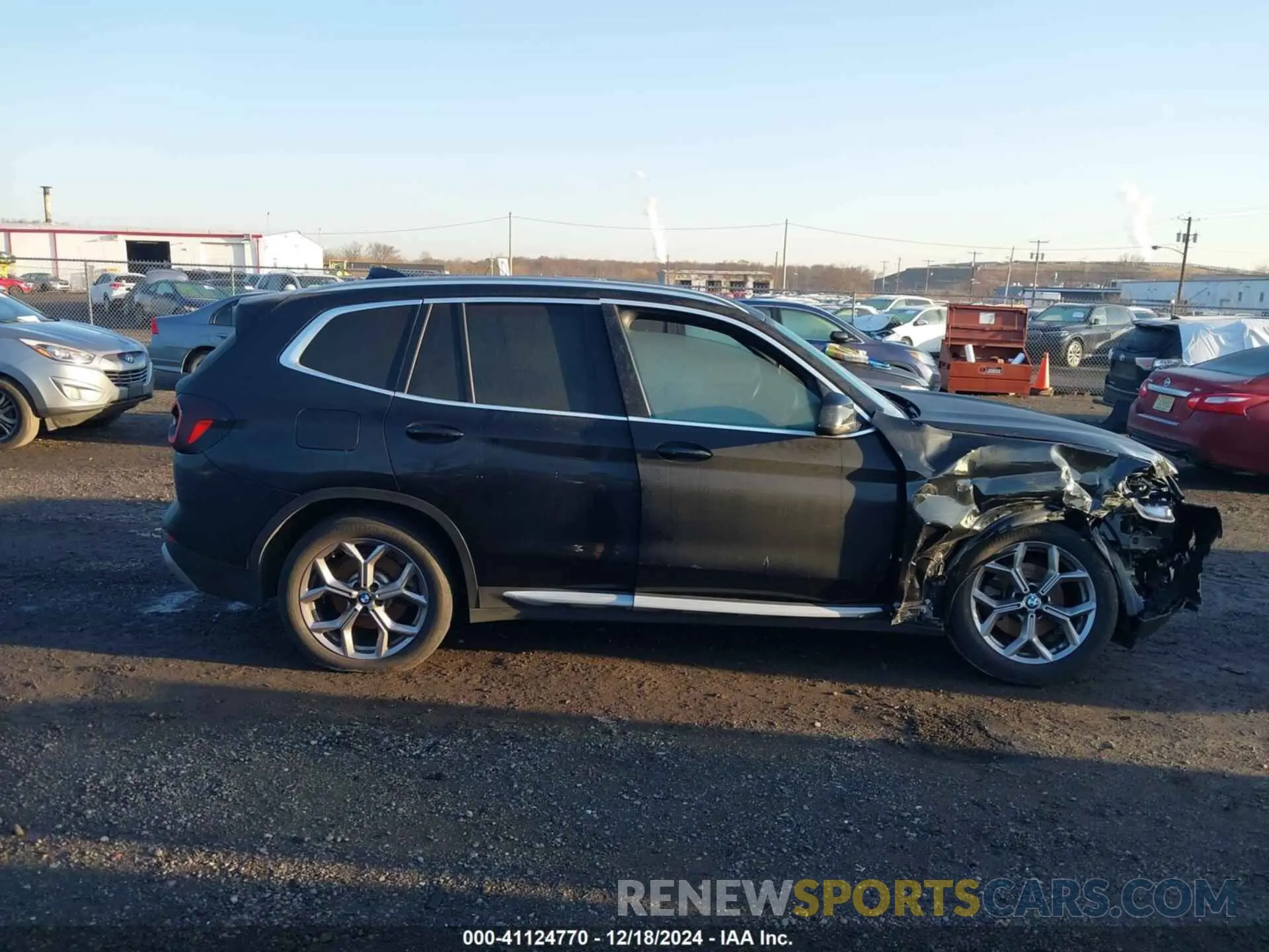 12 fotografías del automóvil dañado 5UX43DP05P9R75524 BMW X3 2023