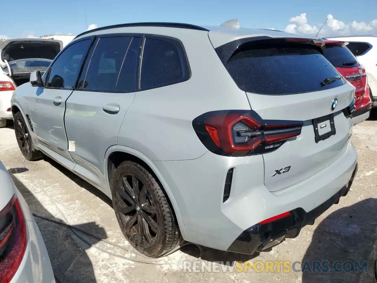 2 fotografías del automóvil dañado 5UX43DP09P9S39671 BMW X3 2023