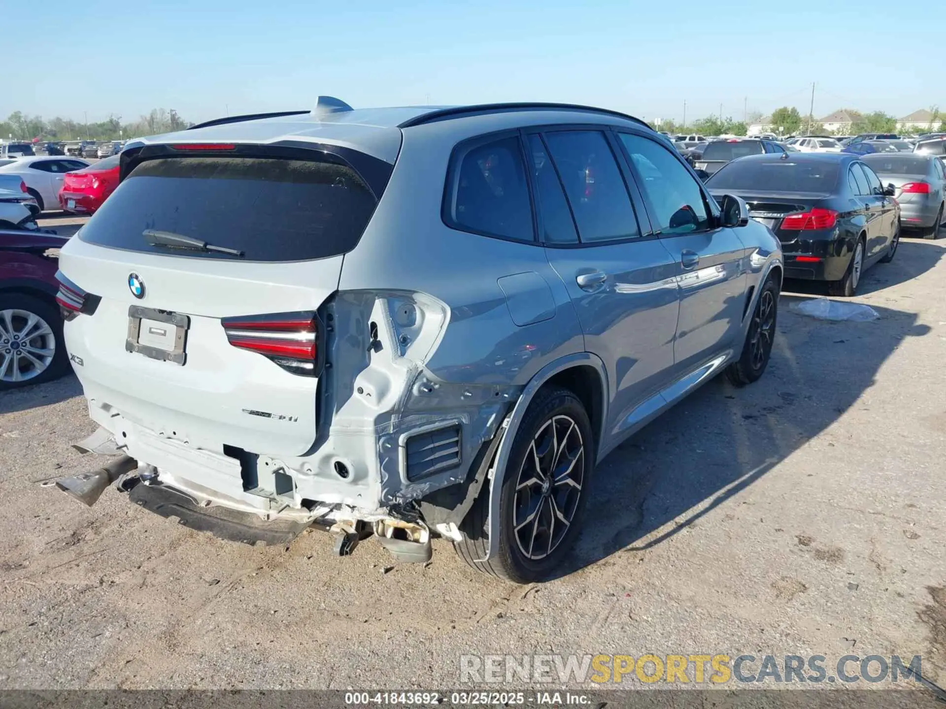 4 fotografías del automóvil dañado 5UX43DP0XP9P91115 BMW X3 2023