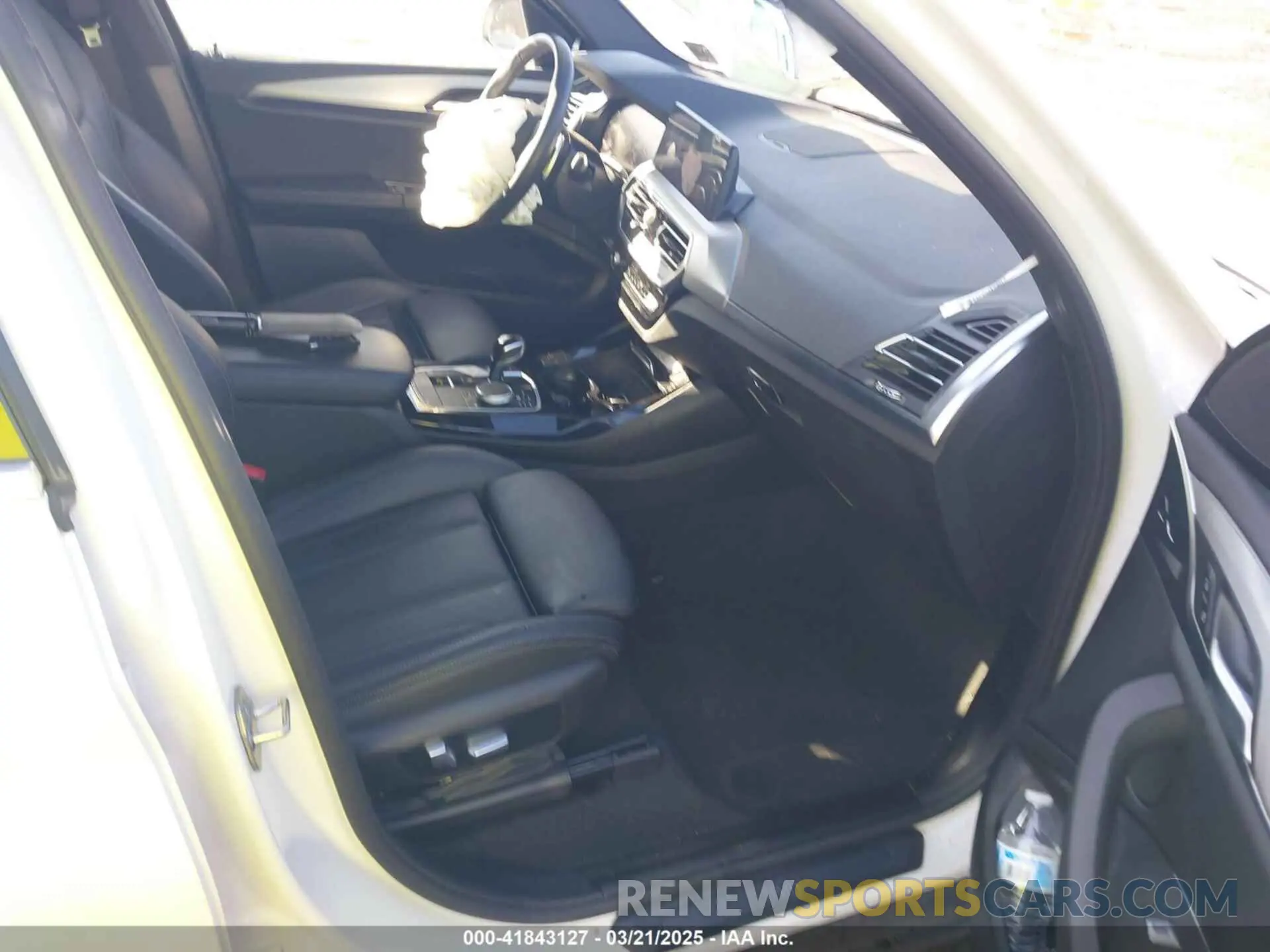 5 fotografías del automóvil dañado 5UX53DP02P9P22066 BMW X3 2023
