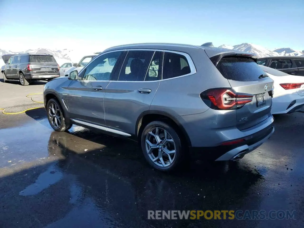 2 fotografías del automóvil dañado 5UX53DP02P9S10176 BMW X3 2023