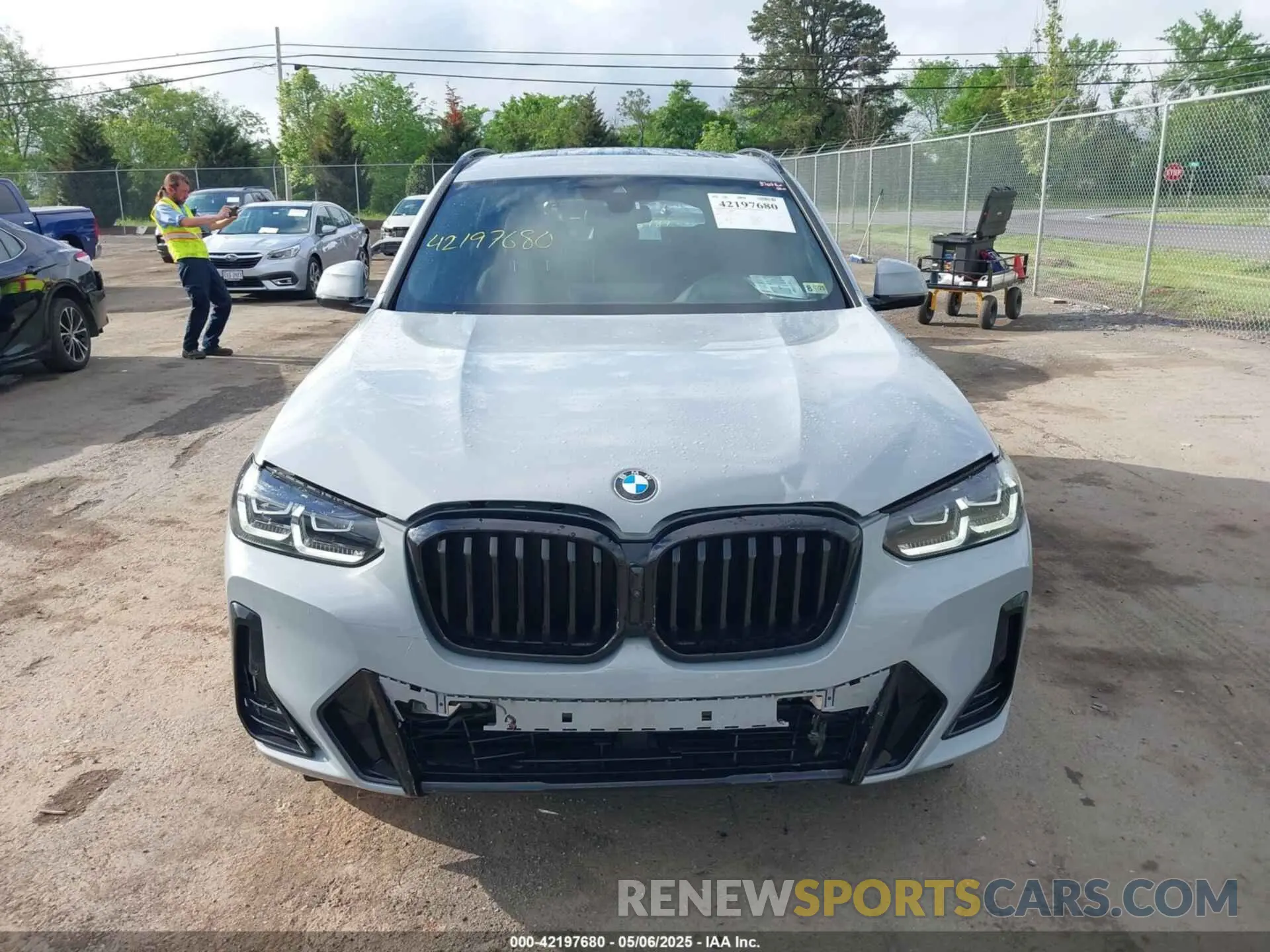 12 fotografías del automóvil dañado 5UX53DP02P9T01853 BMW X3 2023