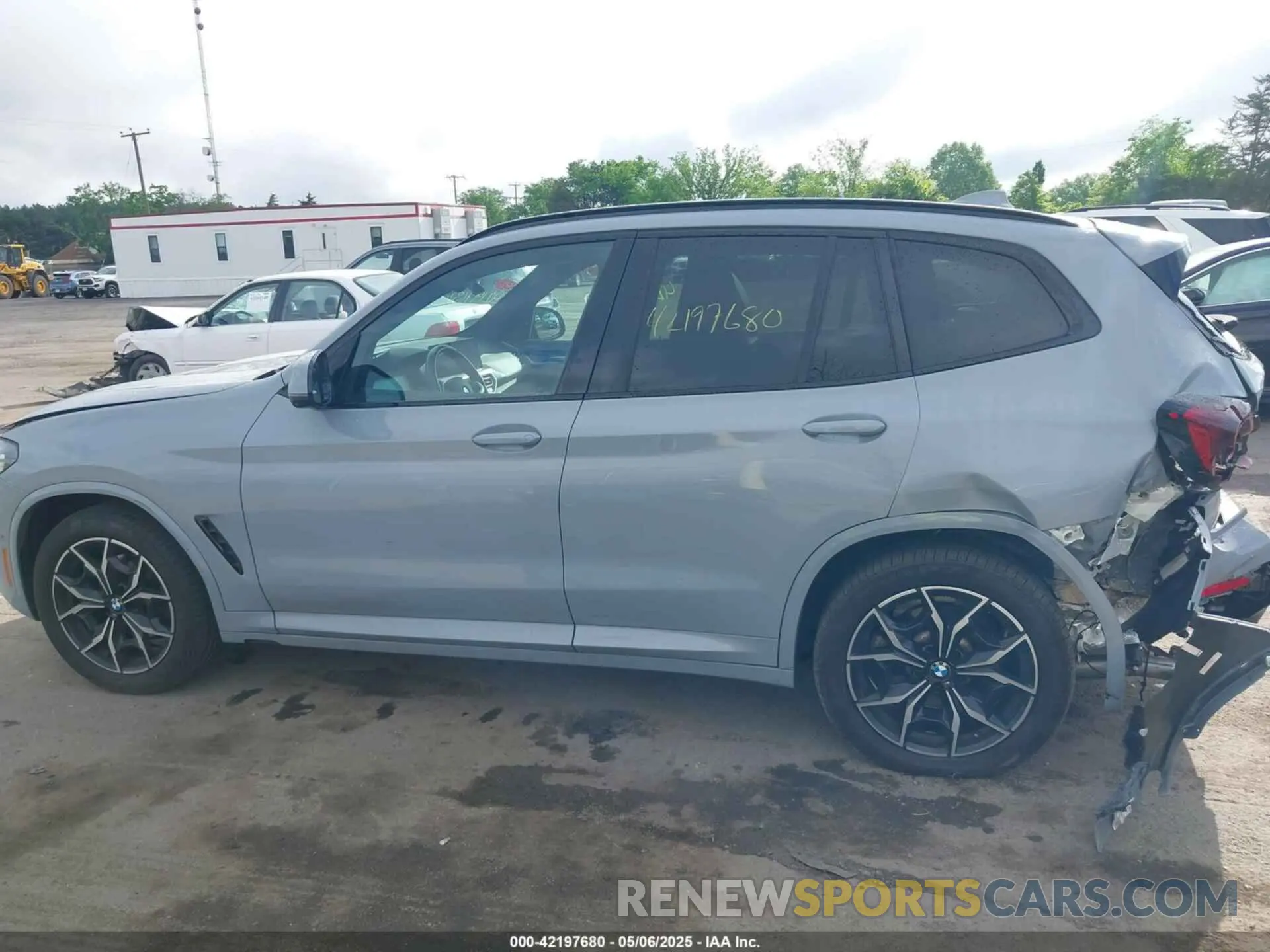 14 fotografías del automóvil dañado 5UX53DP02P9T01853 BMW X3 2023