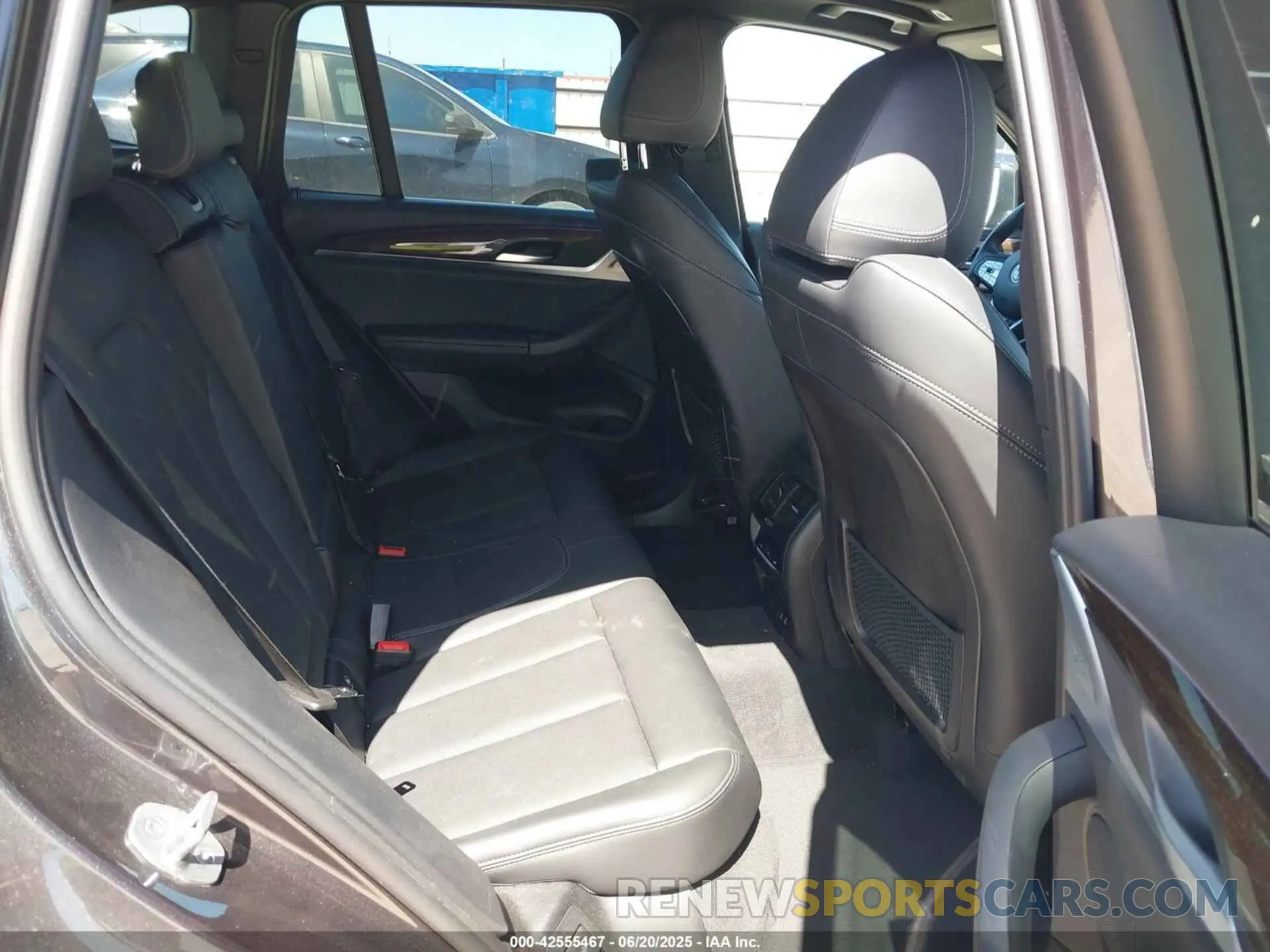 8 fotografías del automóvil dañado 5UX53DP06P9R43735 BMW X3 2023