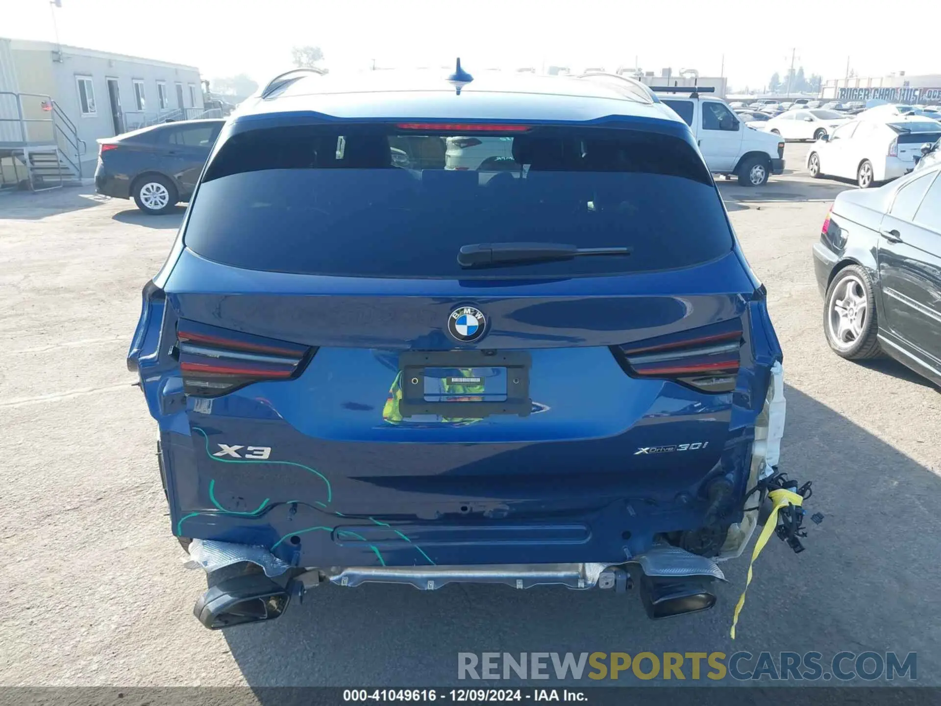 17 fotografías del automóvil dañado 5UX53DP09P9T36941 BMW X3 2023