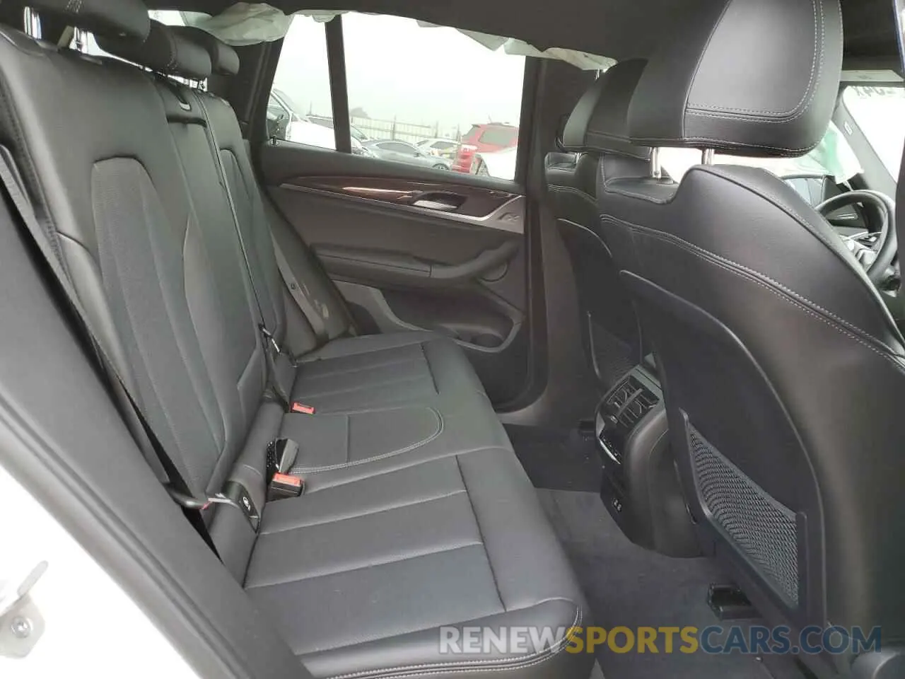 11 fotografías del automóvil dañado WBX47DP04PN192744 BMW X3 2023