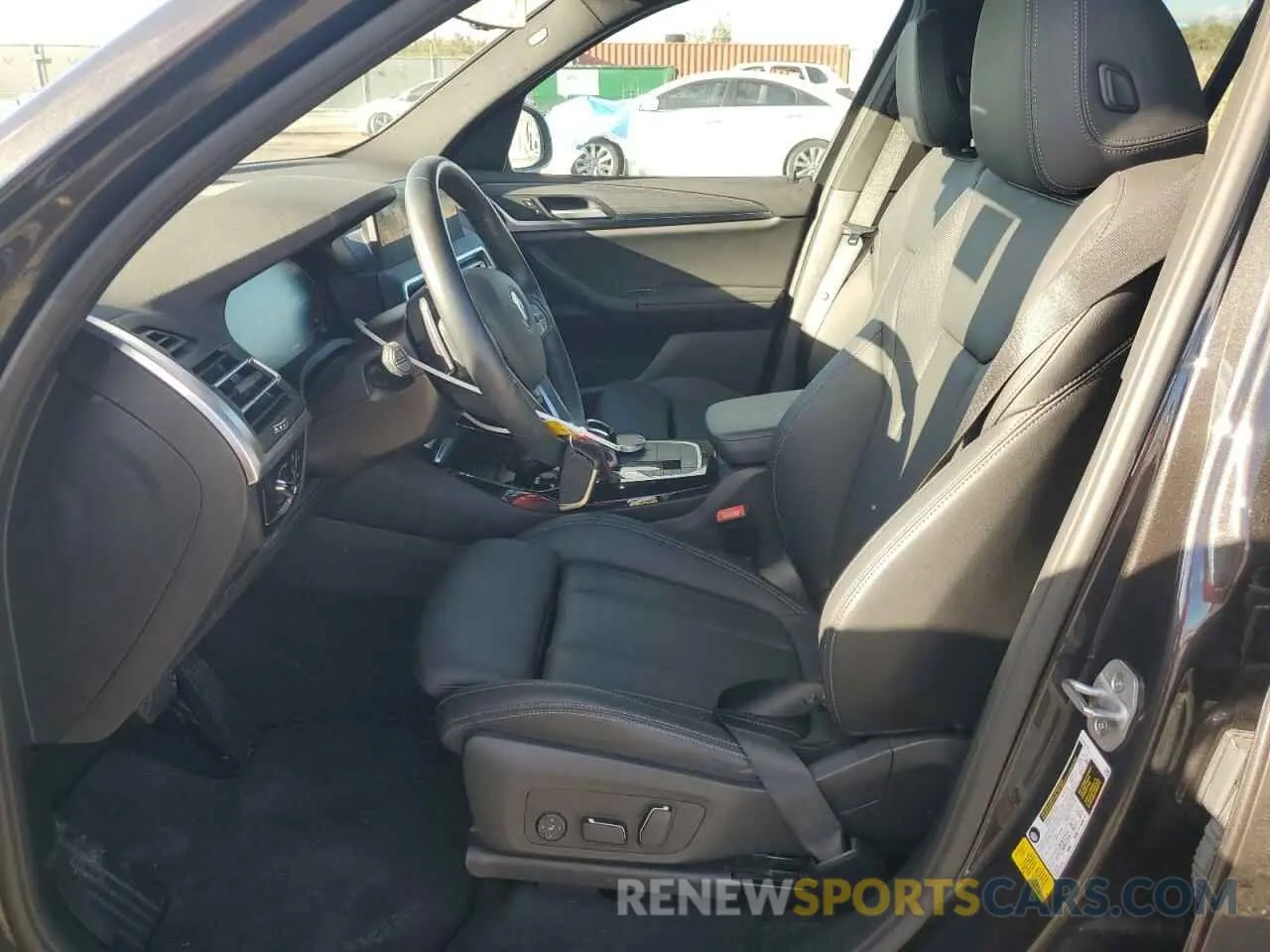 7 fotografías del automóvil dañado 5UX43DP01R9U57753 BMW X3 2024