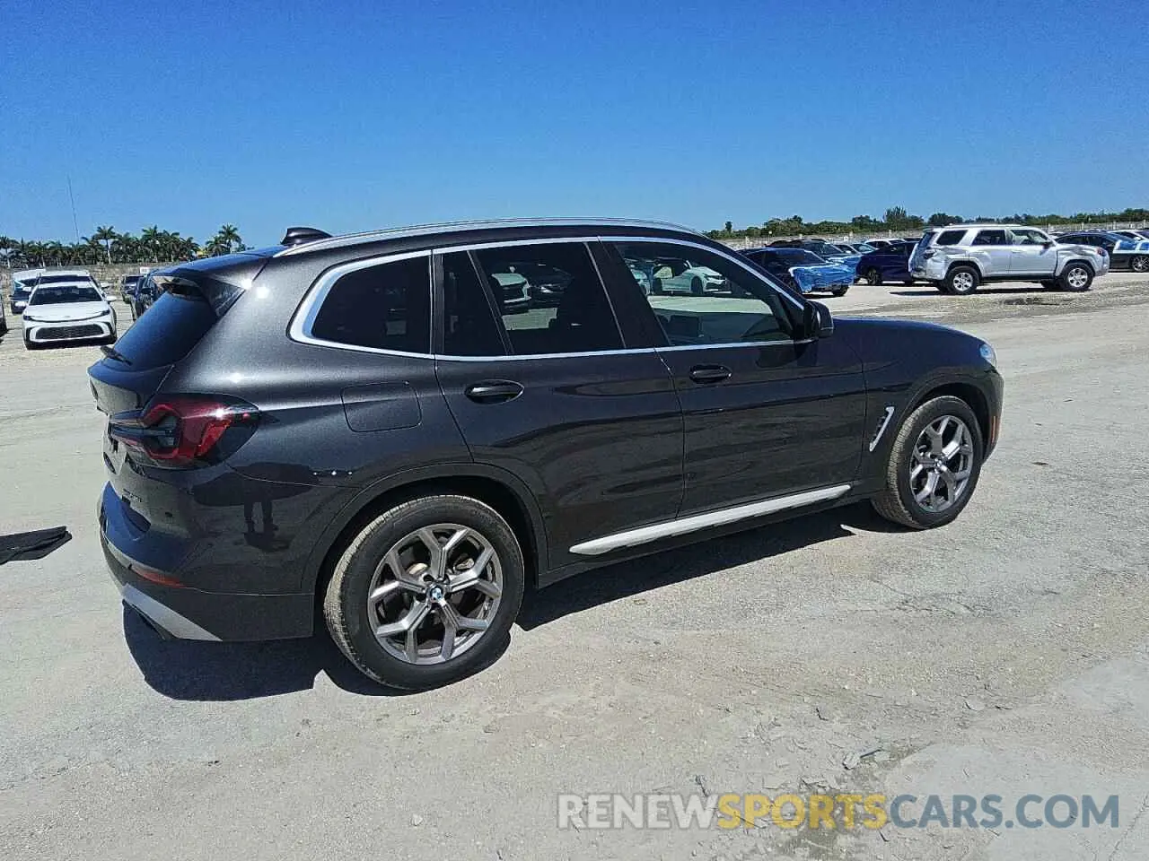 3 fotografías del automóvil dañado 5UX43DP01R9U67750 BMW X3 2024