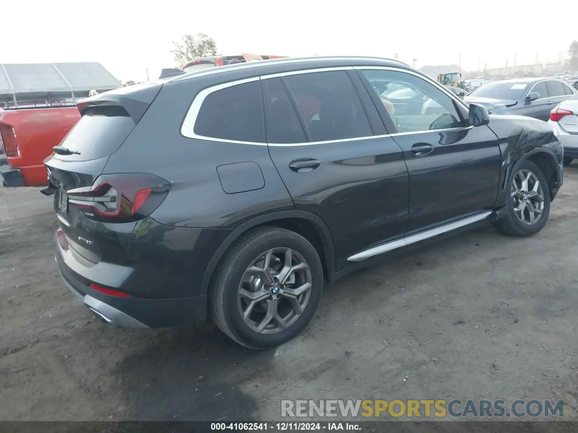 4 fotografías del automóvil dañado 5UX43DP02R9W28736 BMW X3 2024