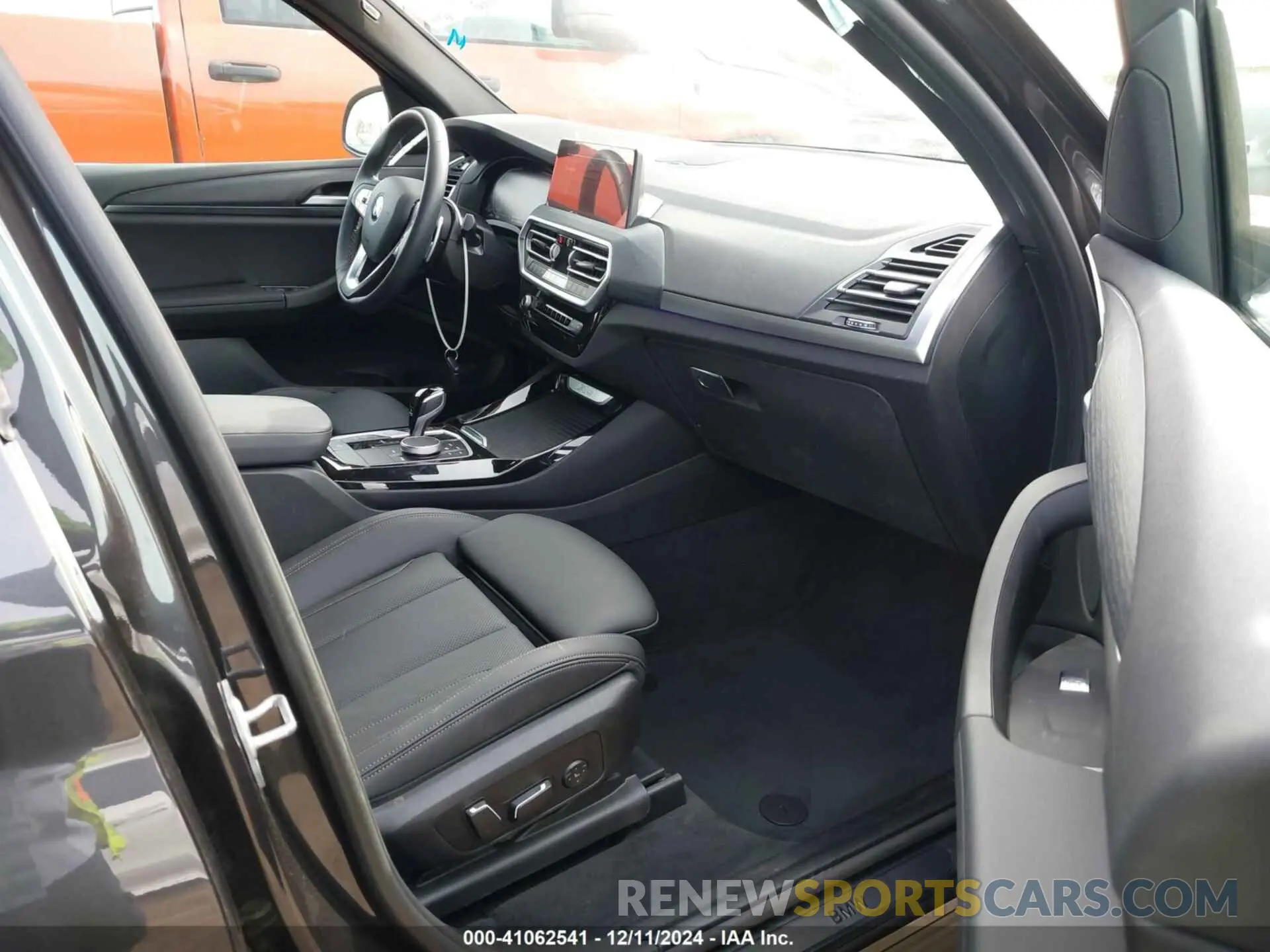 5 fotografías del automóvil dañado 5UX43DP02R9W28736 BMW X3 2024