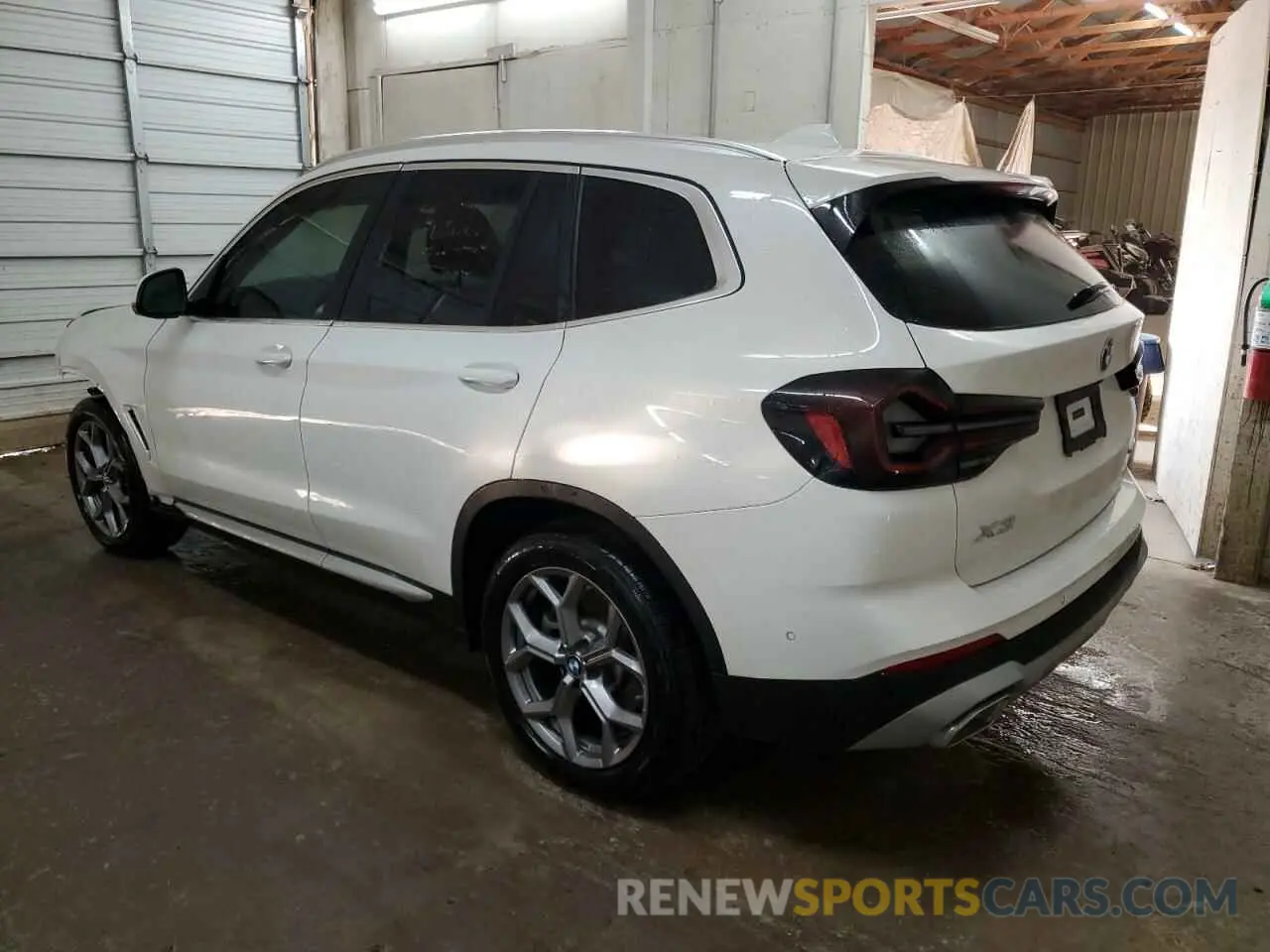 2 fotografías del automóvil dañado 5UX43DP02R9X15522 BMW X3 2024