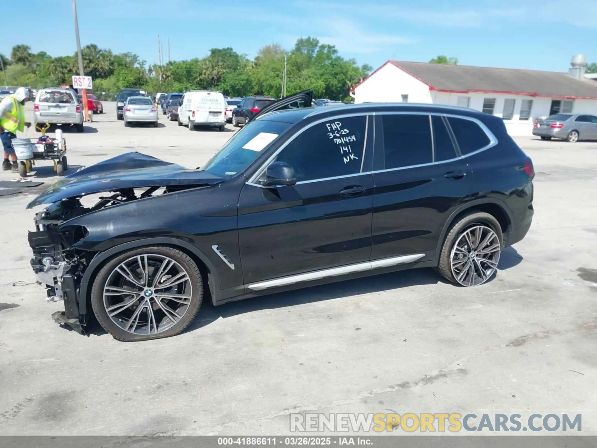 13 fotografías del automóvil dañado 5UX43DP02R9X17058 BMW X3 2024