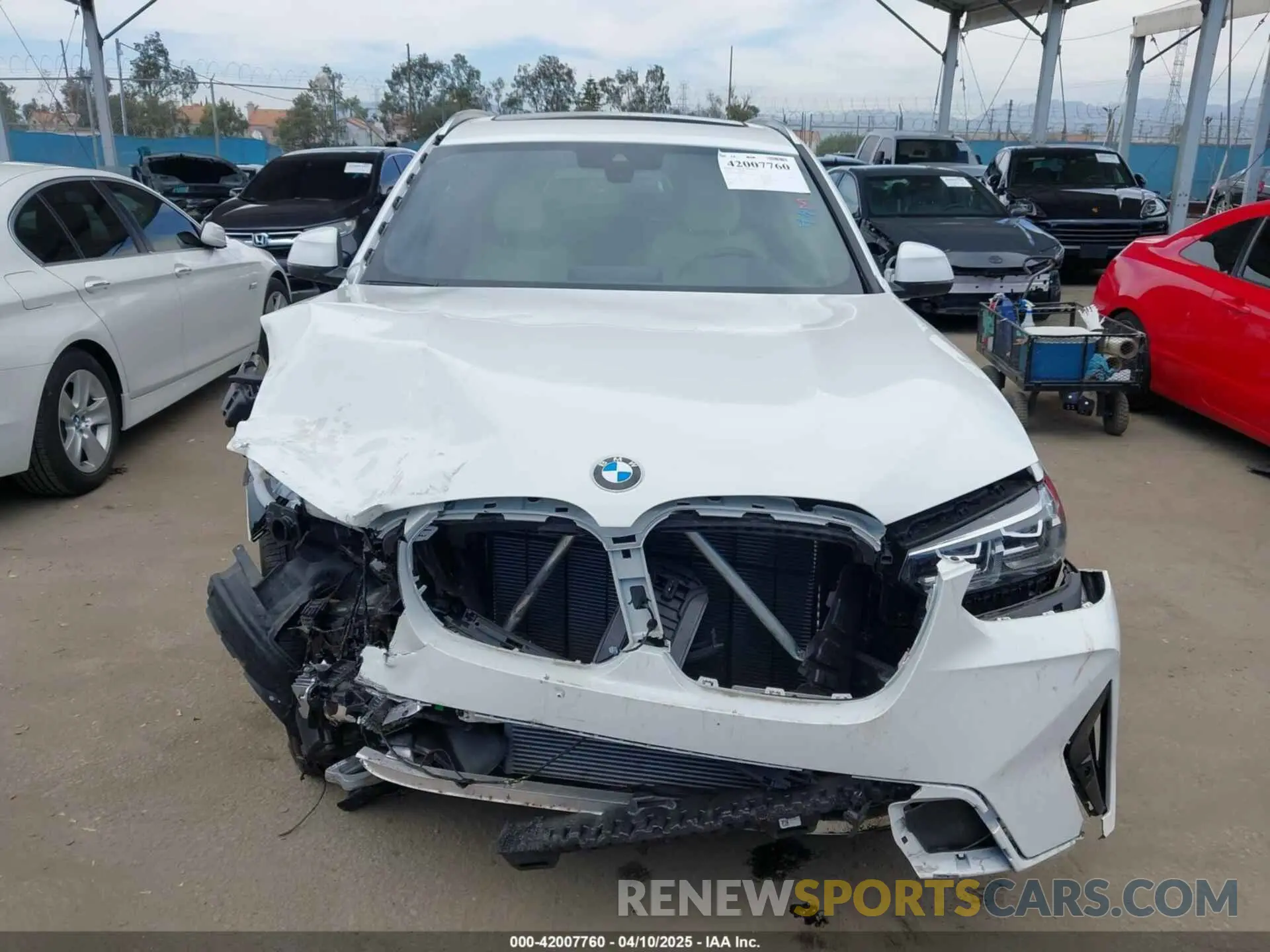 13 fotografías del automóvil dañado 5UX43DP02R9X42591 BMW X3 2024