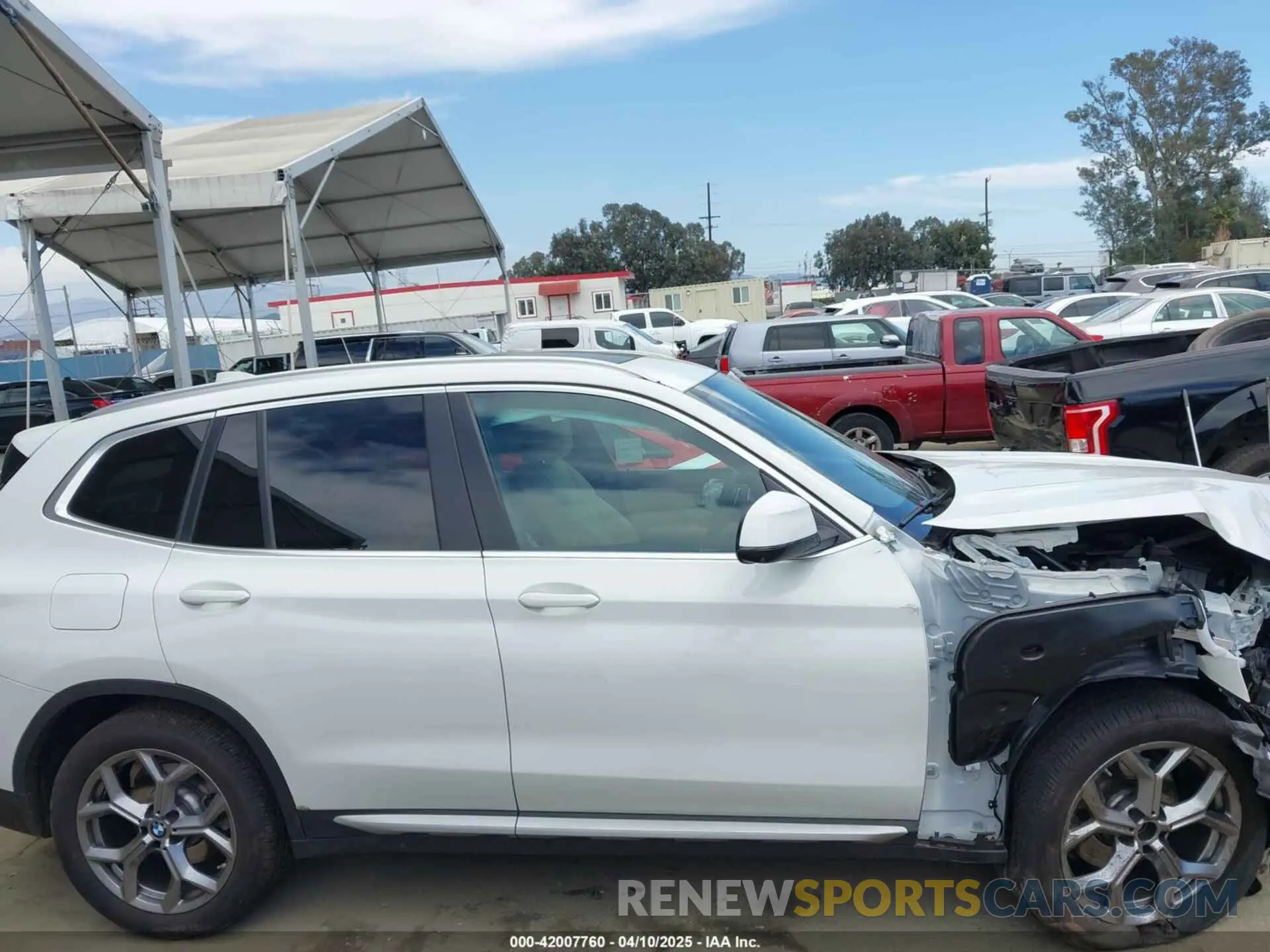 14 fotografías del automóvil dañado 5UX43DP02R9X42591 BMW X3 2024