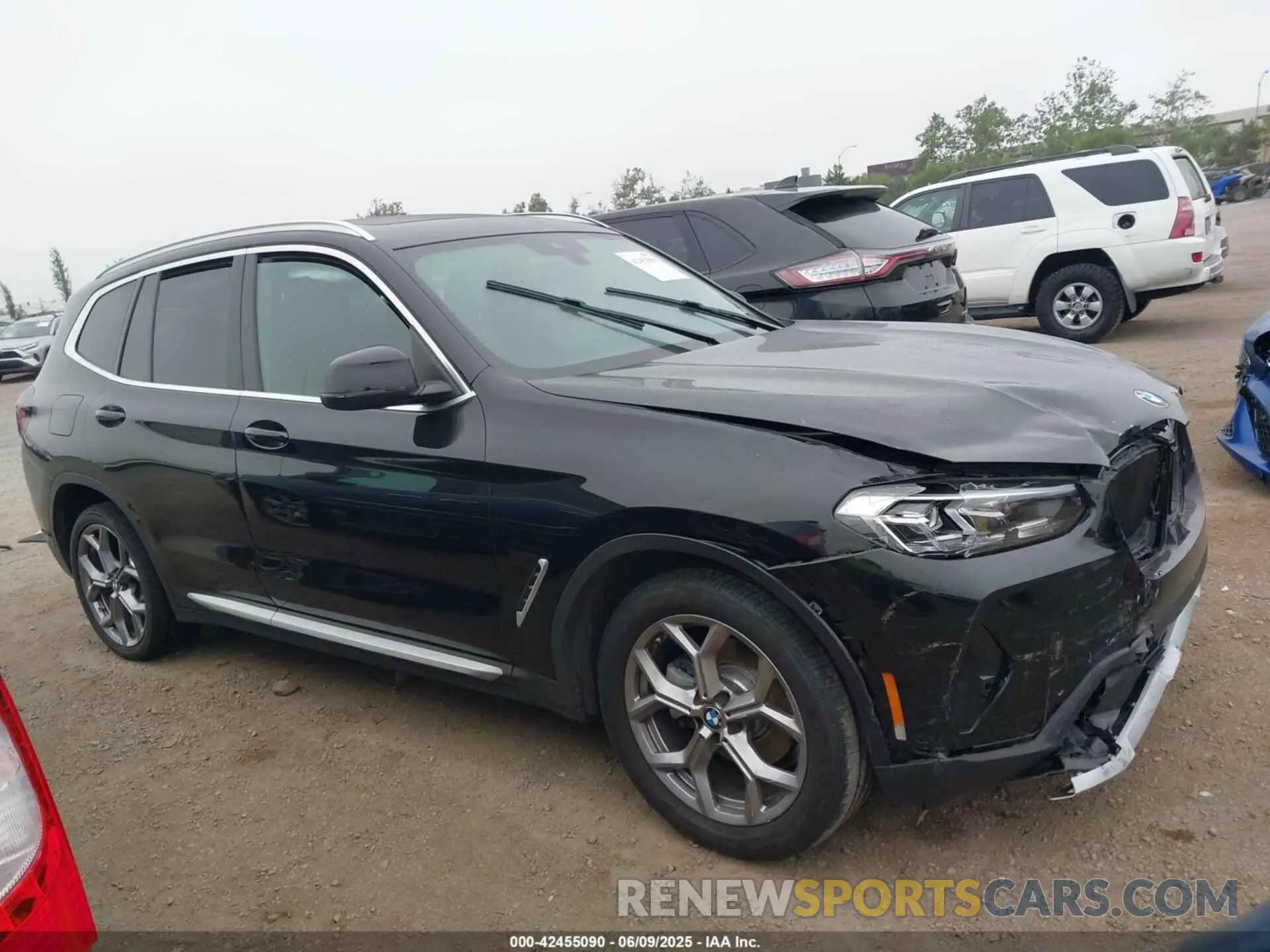 14 fotografías del automóvil dañado 5UX43DP03R9T57010 BMW X3 2024