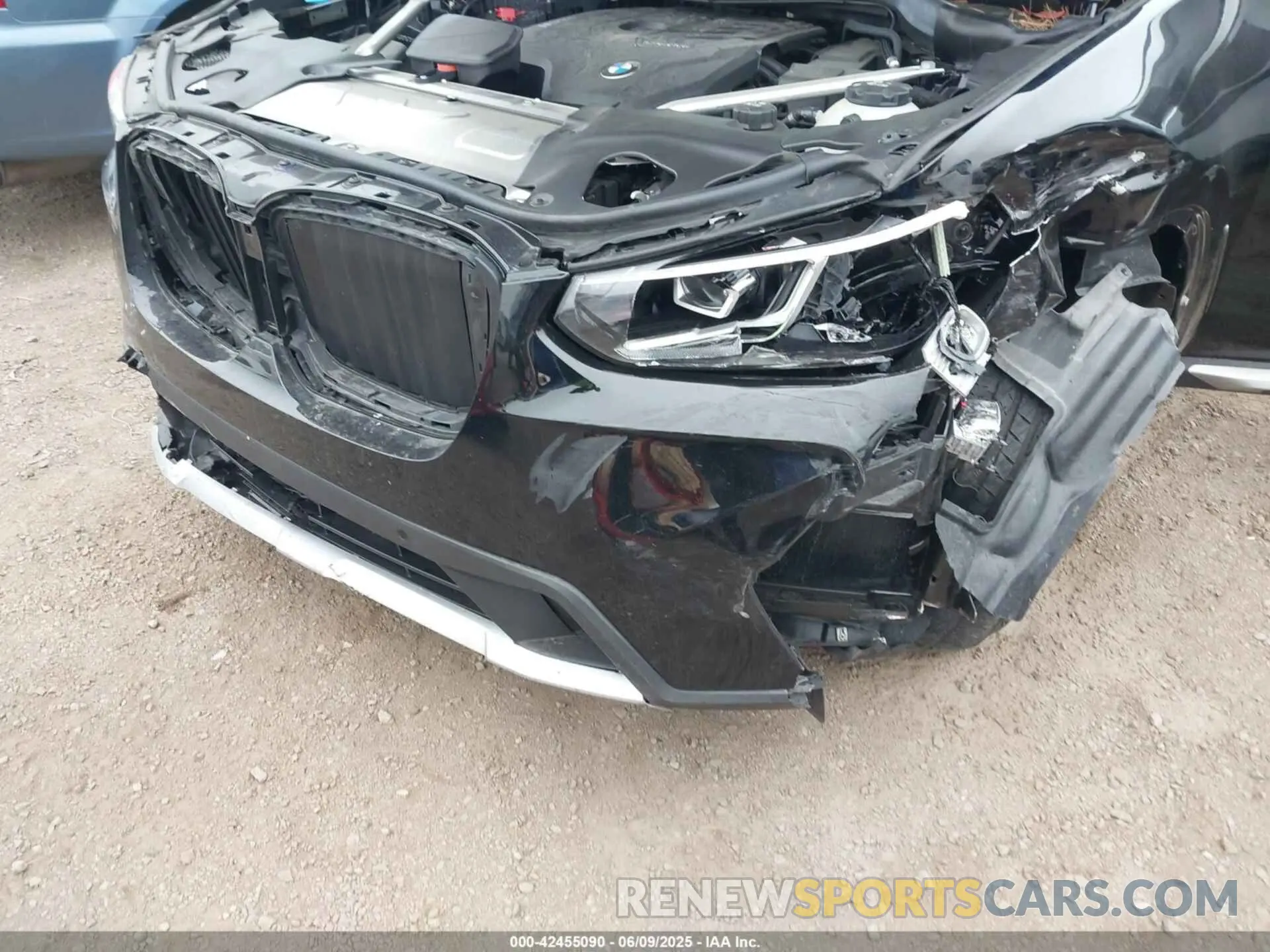 6 fotografías del automóvil dañado 5UX43DP03R9T57010 BMW X3 2024